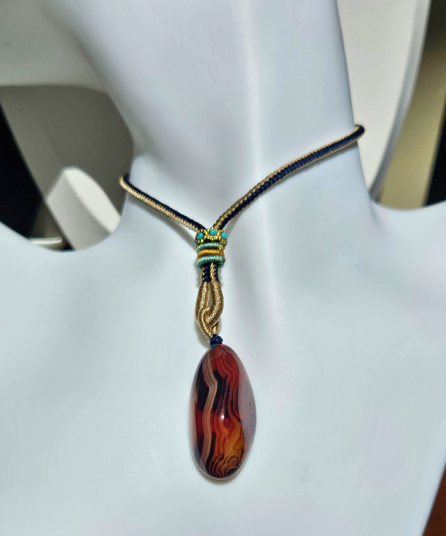 Natural agate double-sided different natural texture vintage pendant necklace