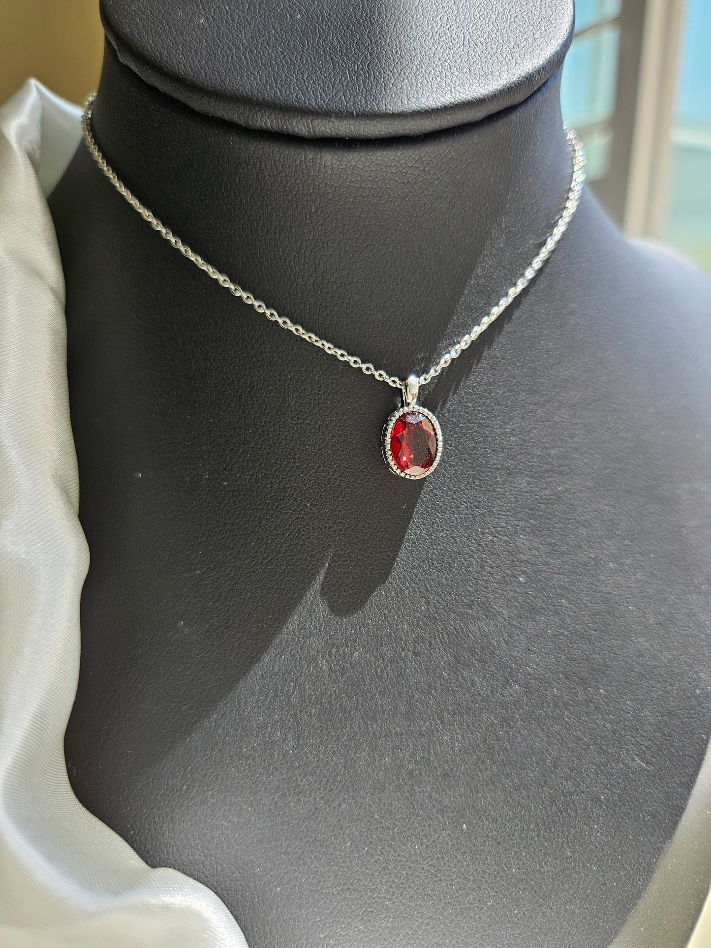 Natural Red Garnet Oval Shape Necklace Silver Plated