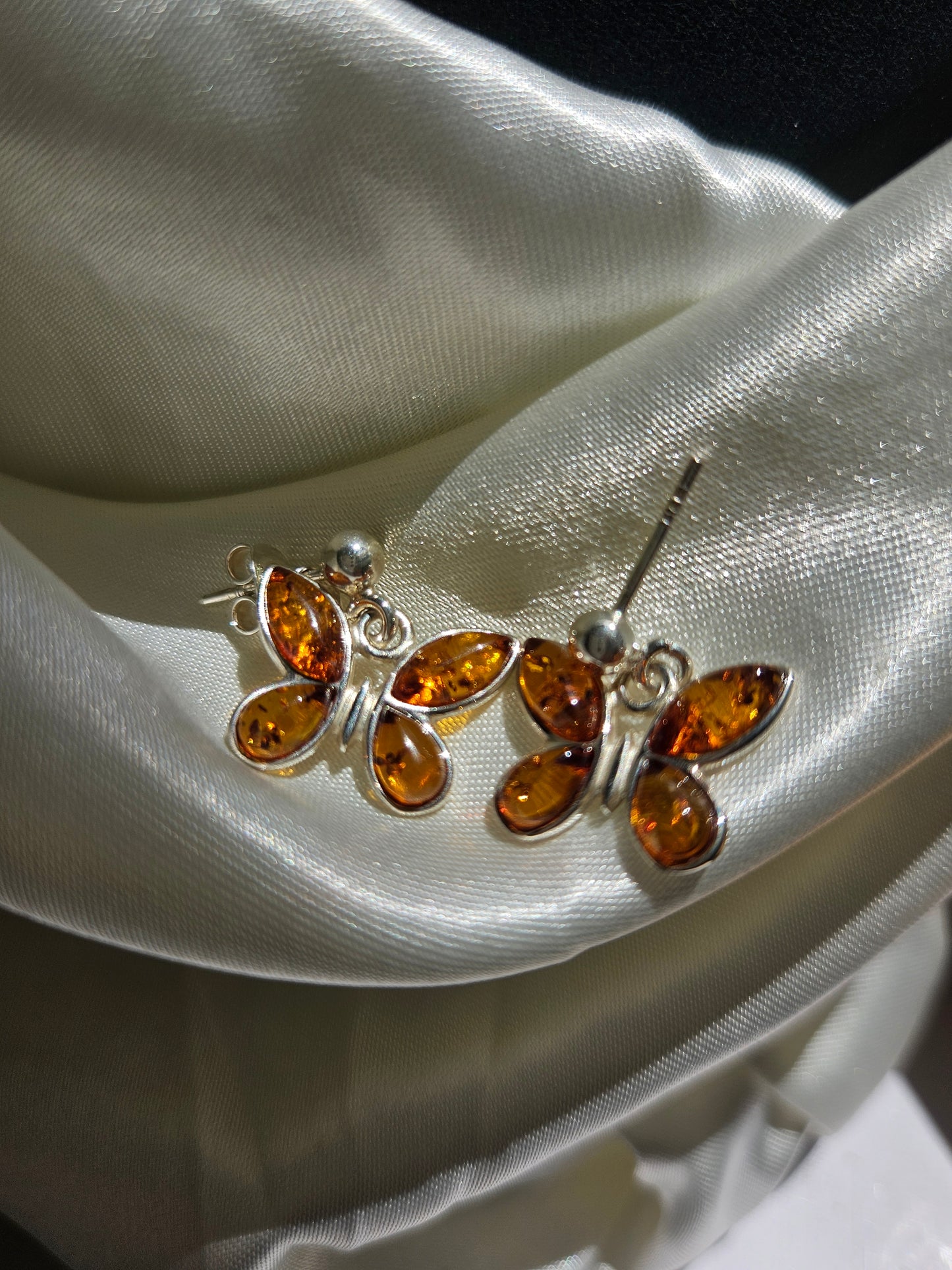 Natural Huapo Earring Butterfly
