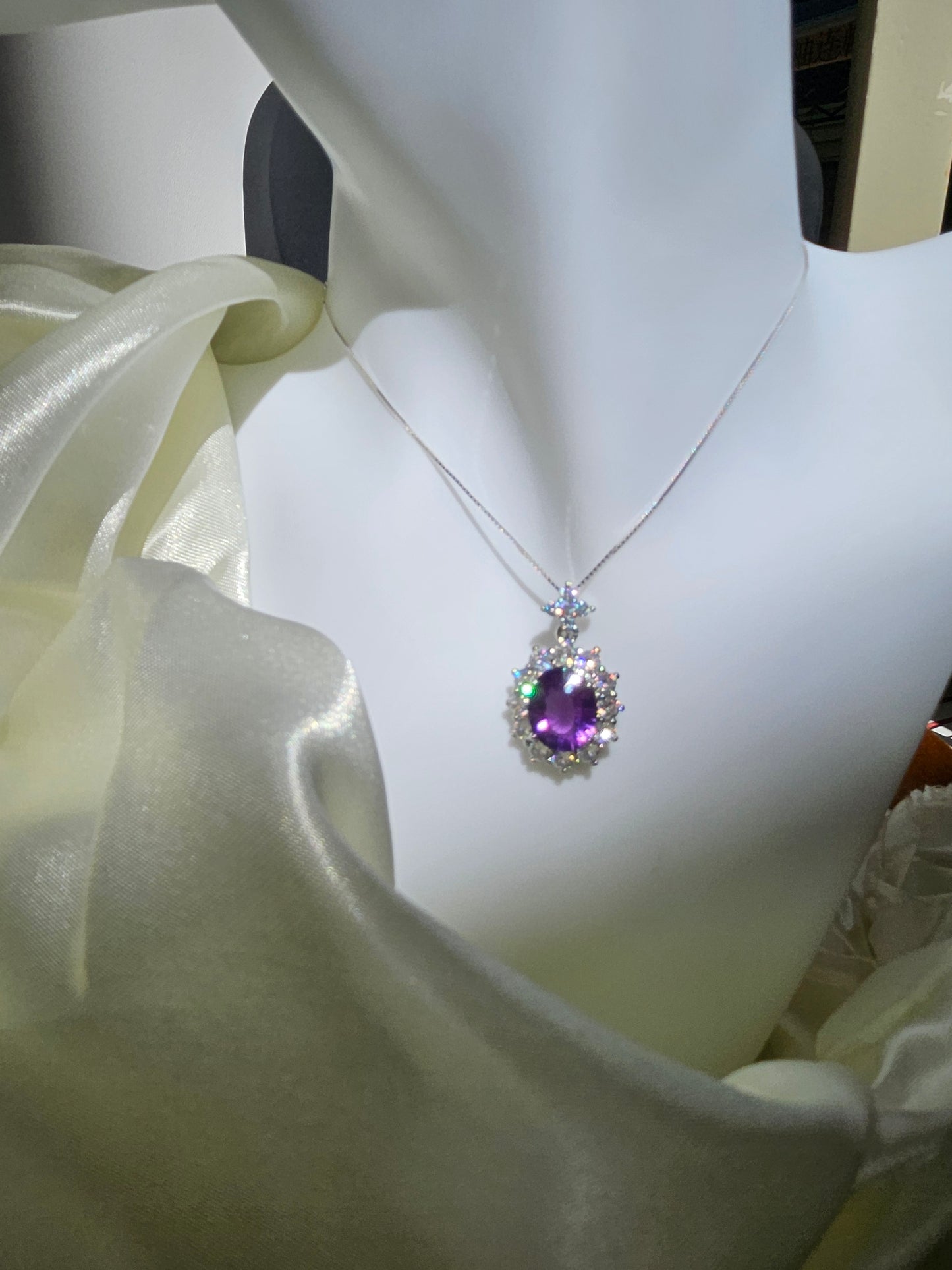 Natural Amethyst Round Necklace Sparkle