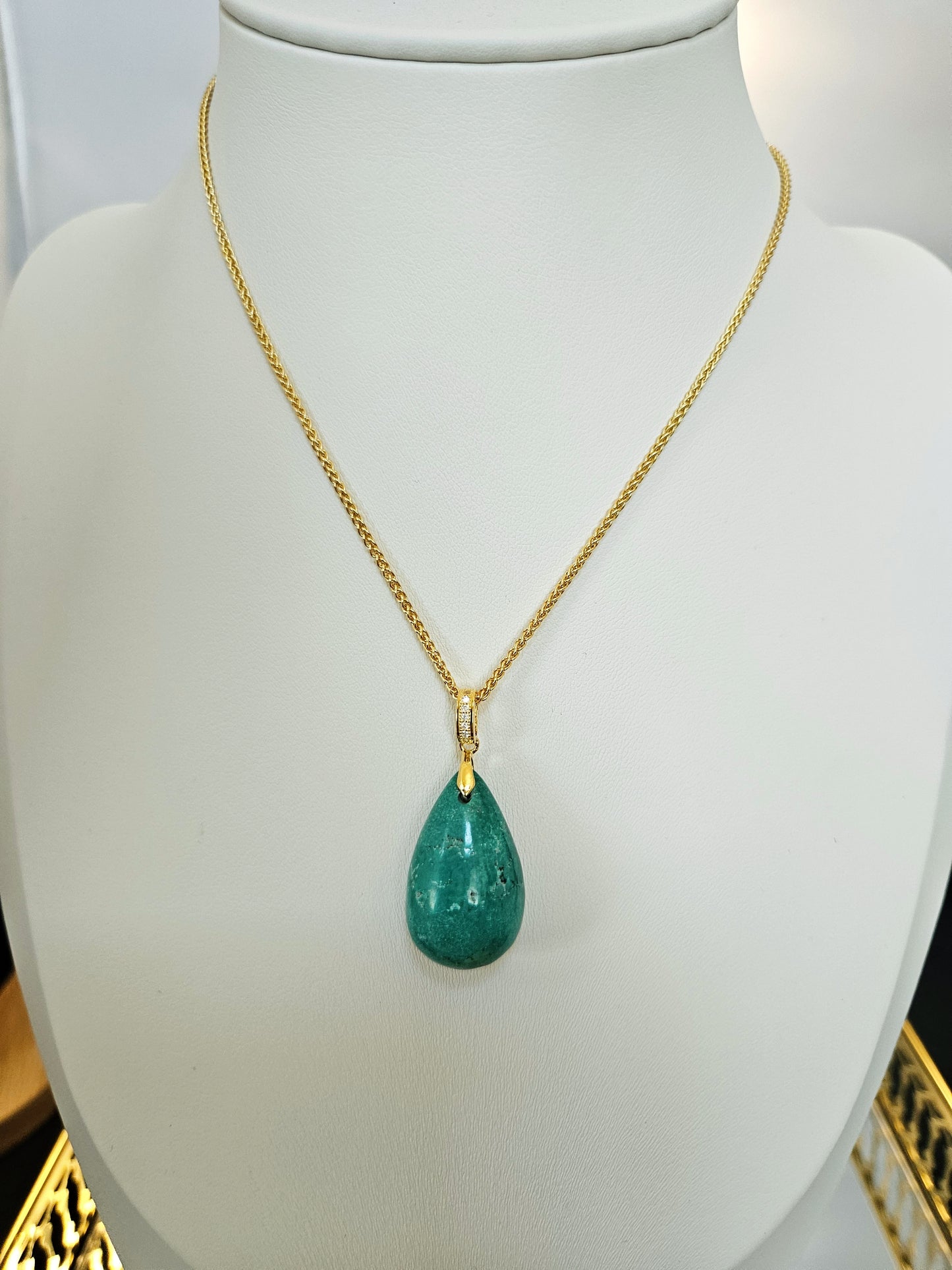 Natural Turquoise Vintage Teardrop Pendant Necklace