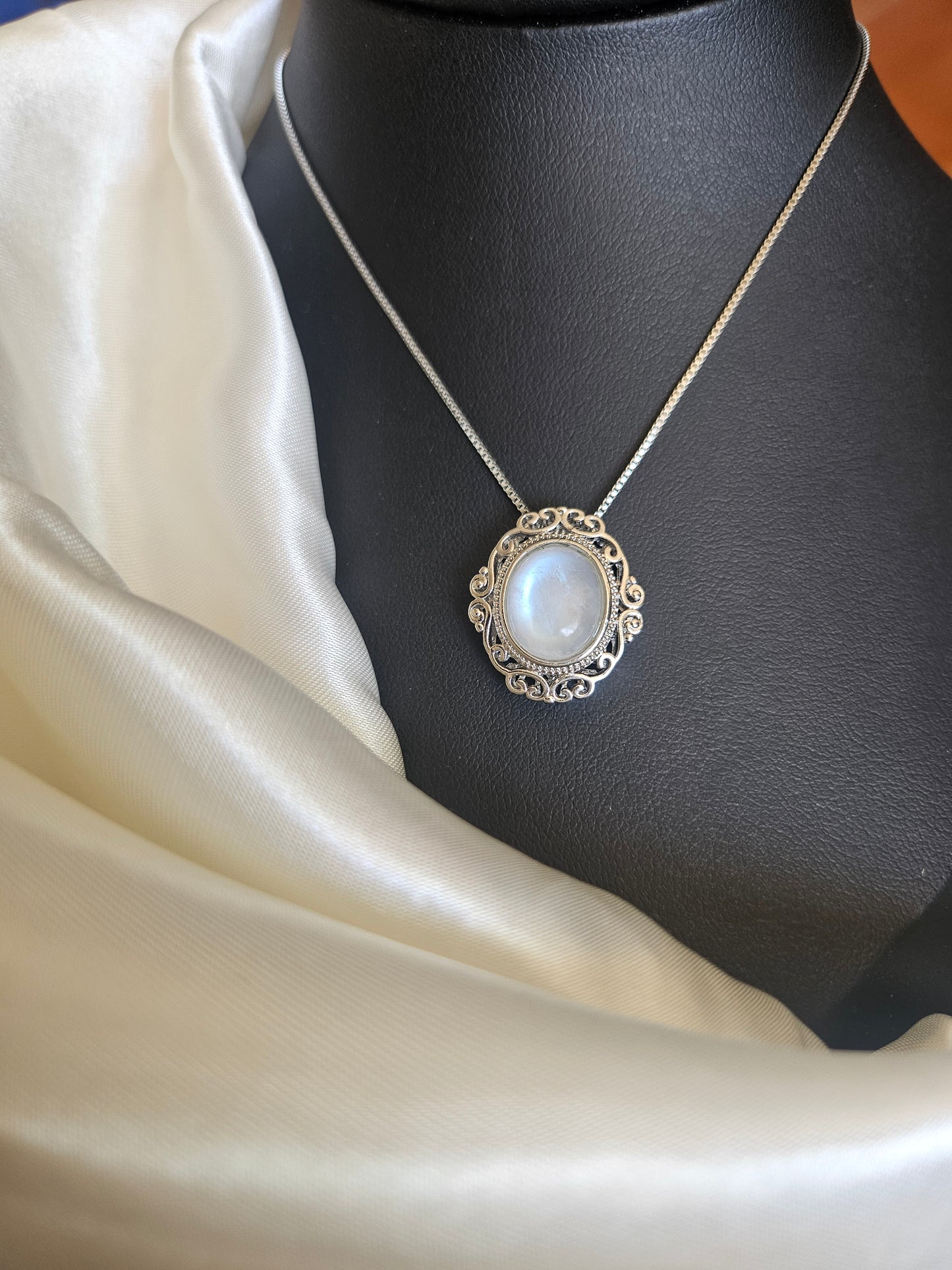 Natural Moonstone Oval Shaped Necklace