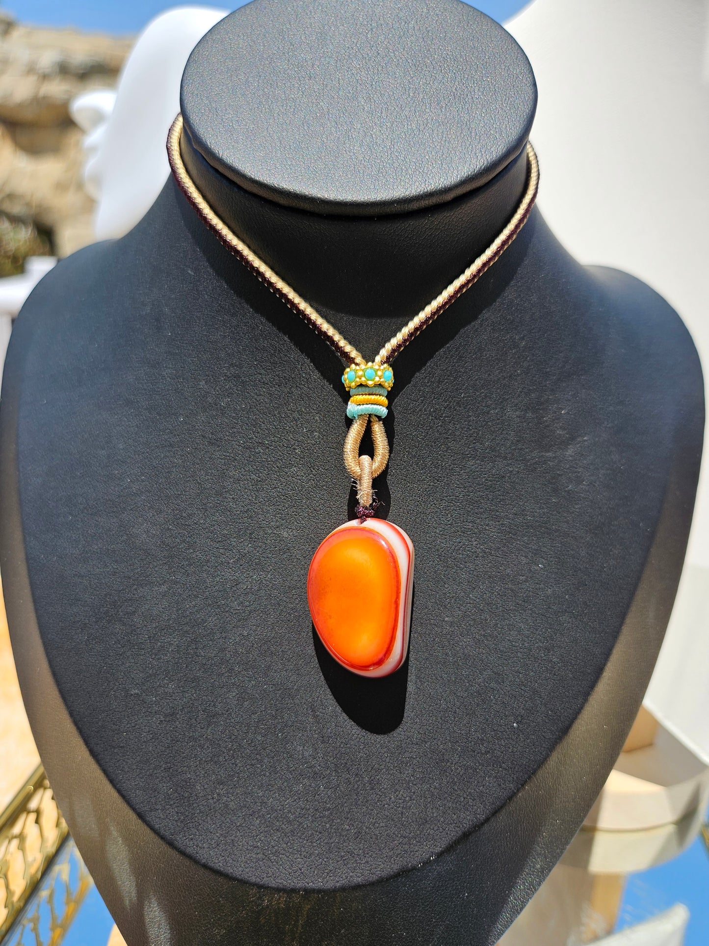 Natural agate pendant necklace with natural different textures on both sides