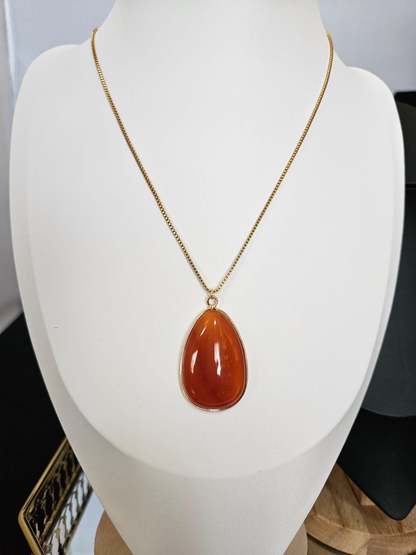 Vintage Teardrop Agate Pendant Gold-plated Adjustable Necklace