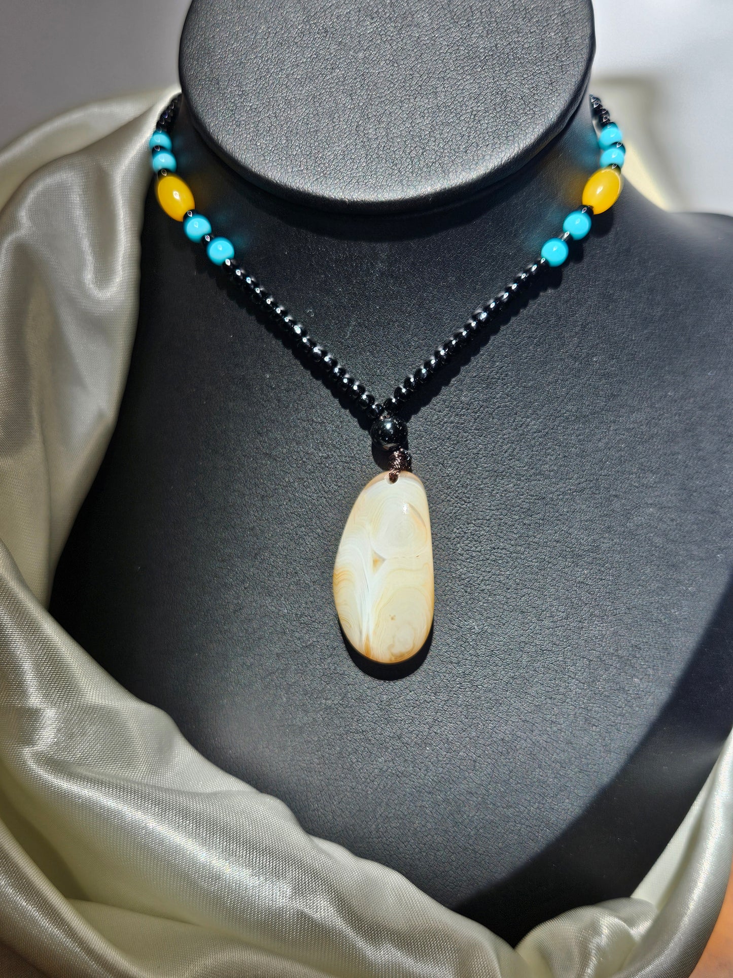Natural agate natural texture pendant long chain necklace