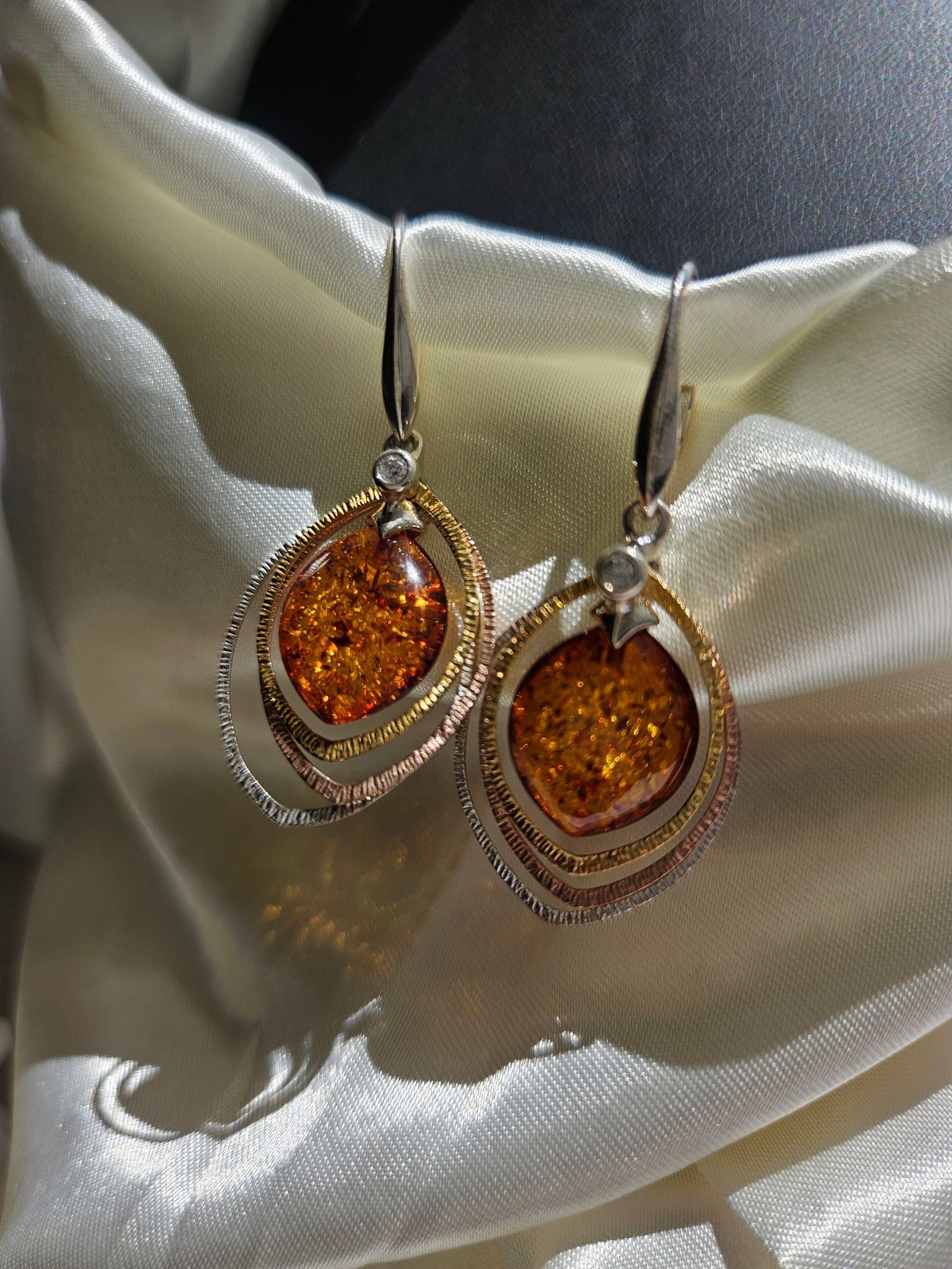 Natural Huapo Earring Silver Plated Oval