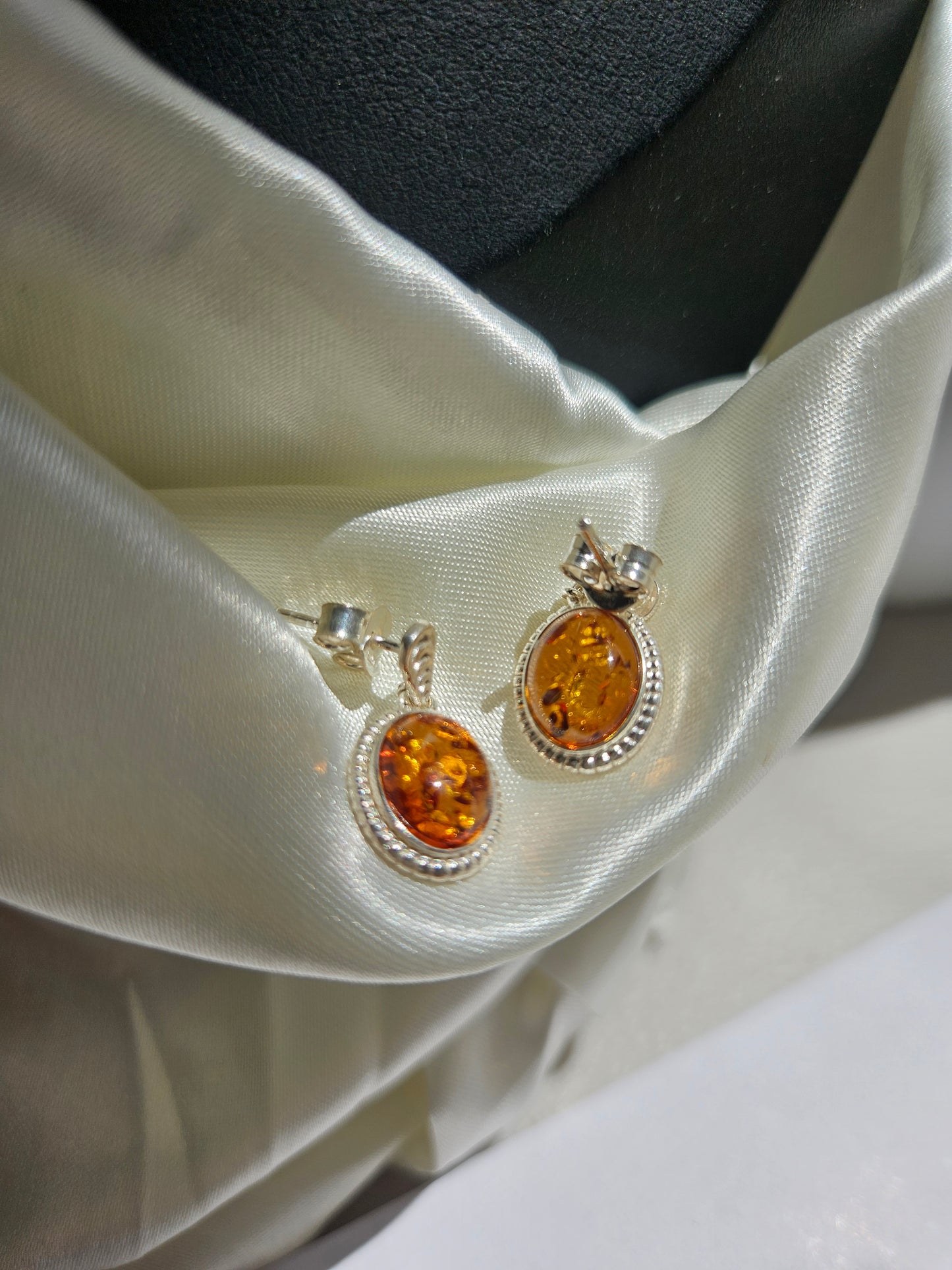 Natural Huapo Earring Silver Plated