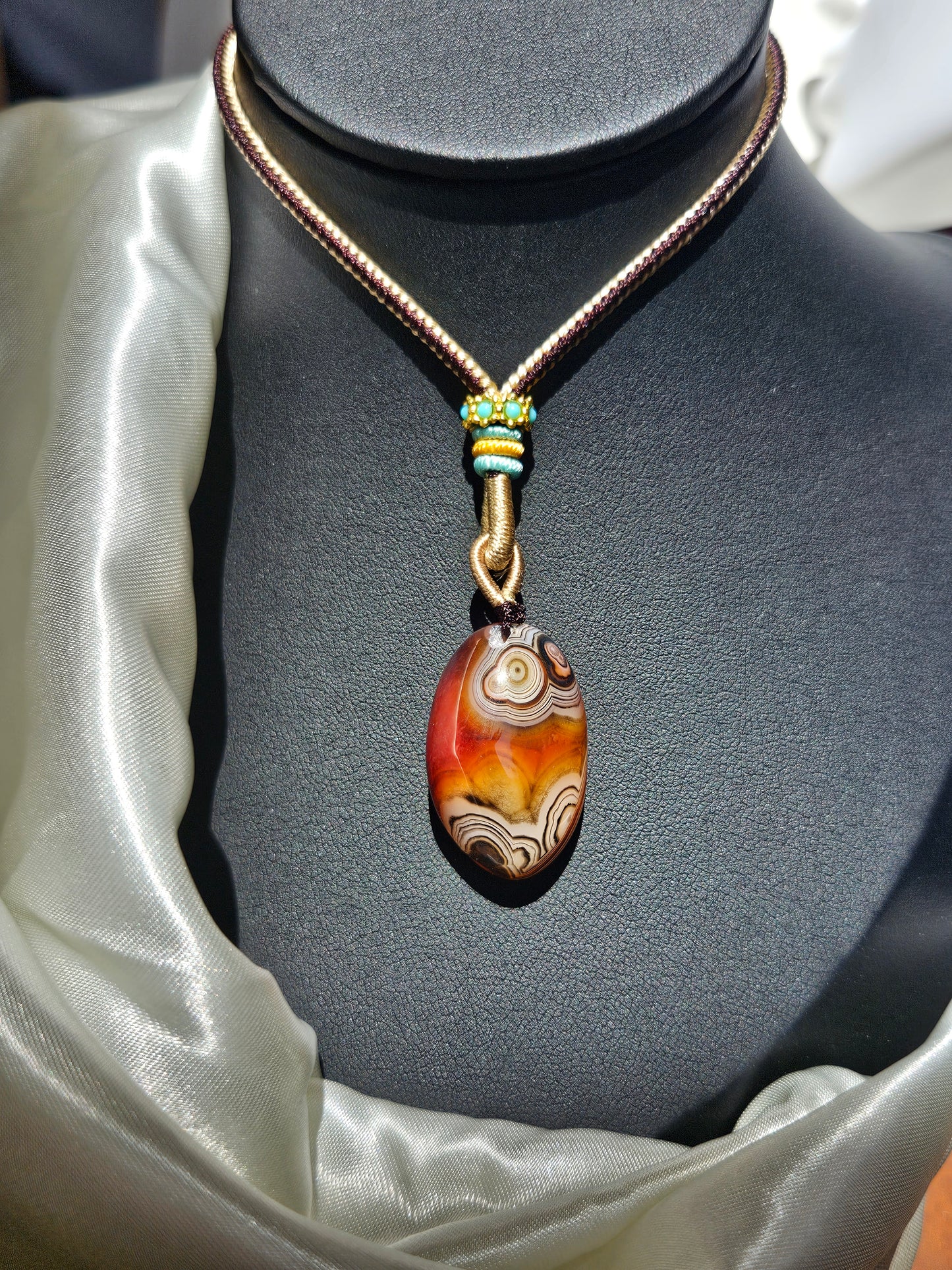 Natural agate double-sided different natural texture unique vintage pendant necklace