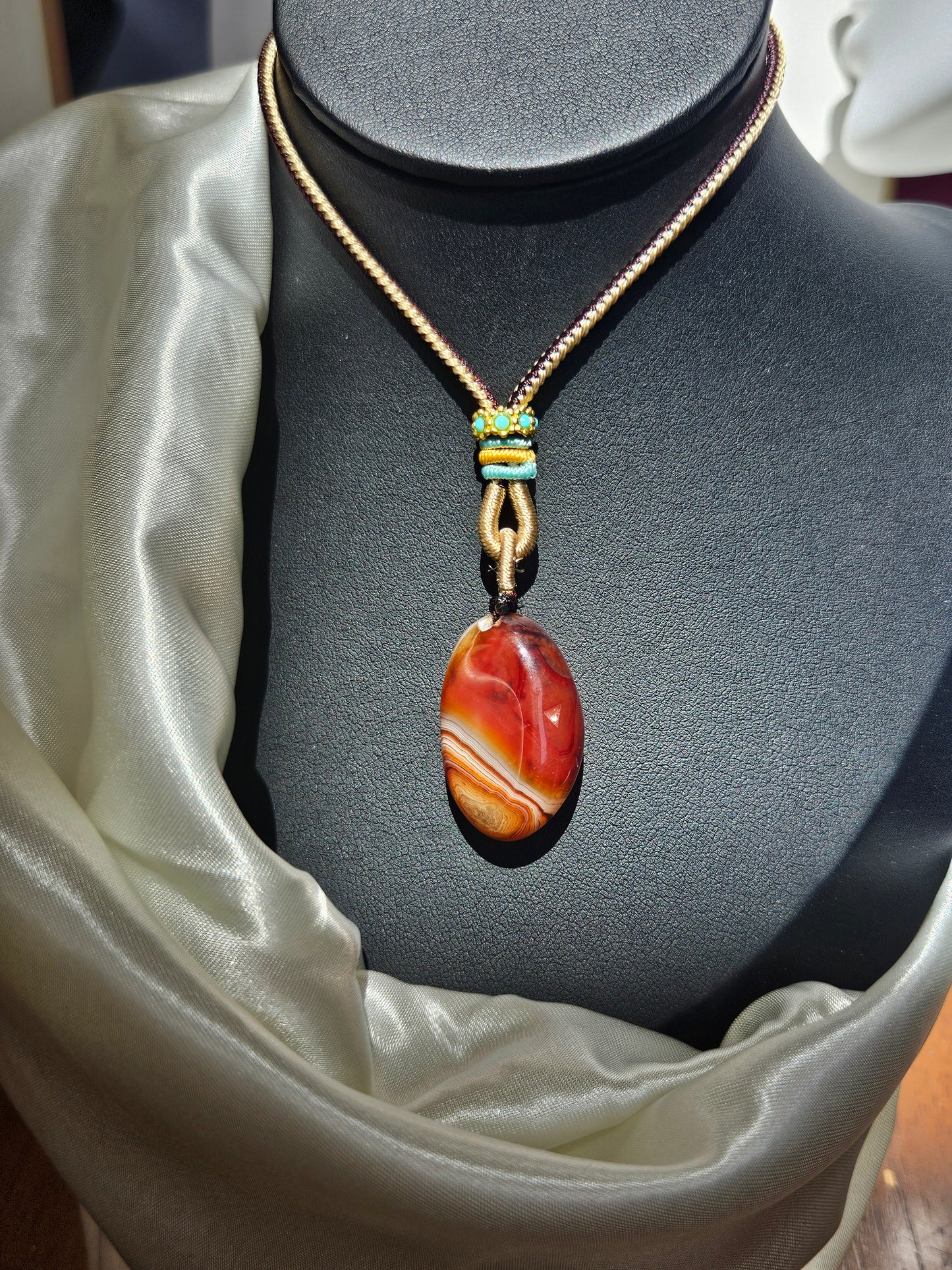 Natural agate double-sided different natural texture unique vintage pendant necklace