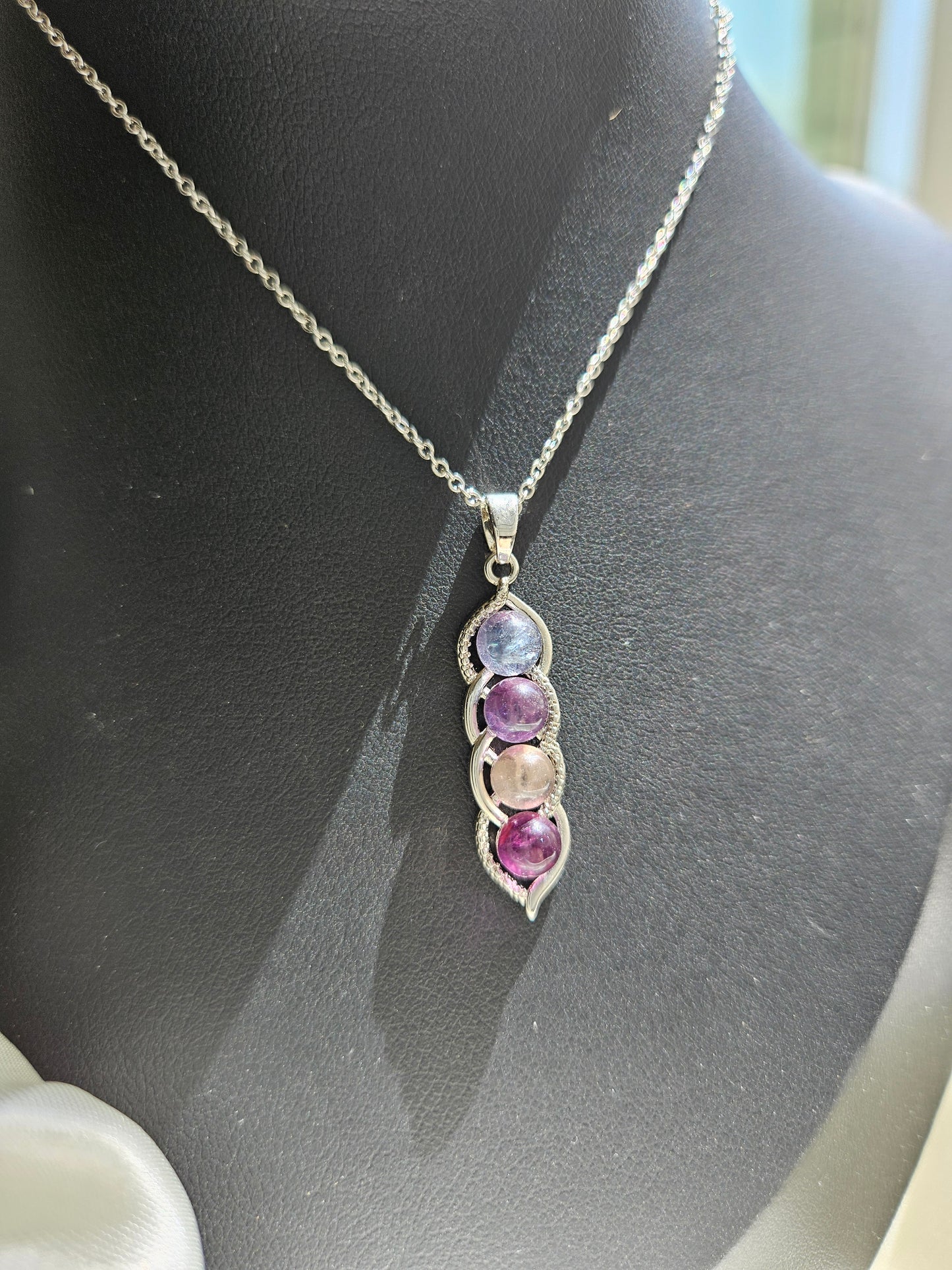 Natural Fluorite Bean Pod Shaped Necklace Silver Plated