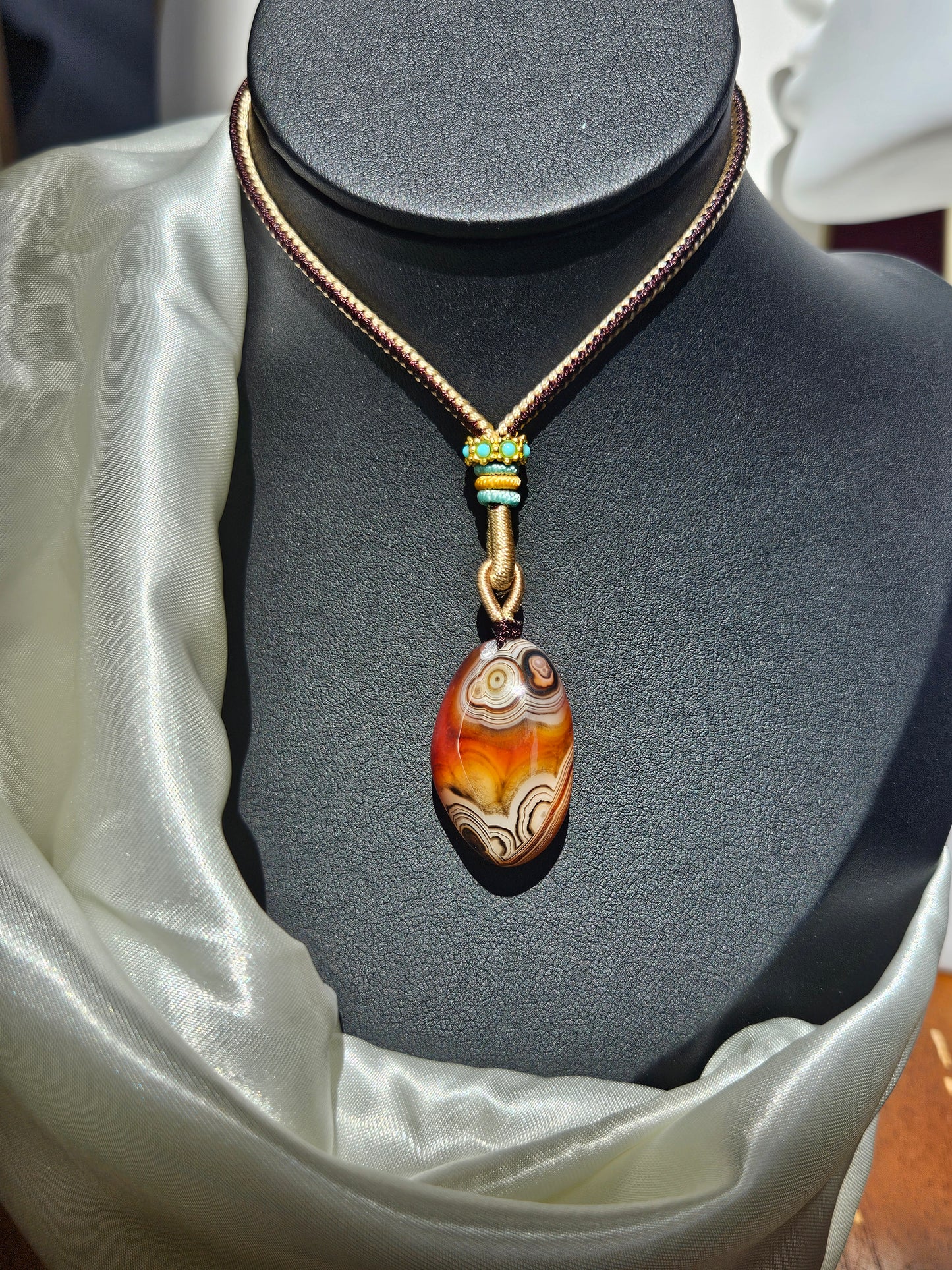 Natural agate double-sided different natural texture unique vintage pendant necklace