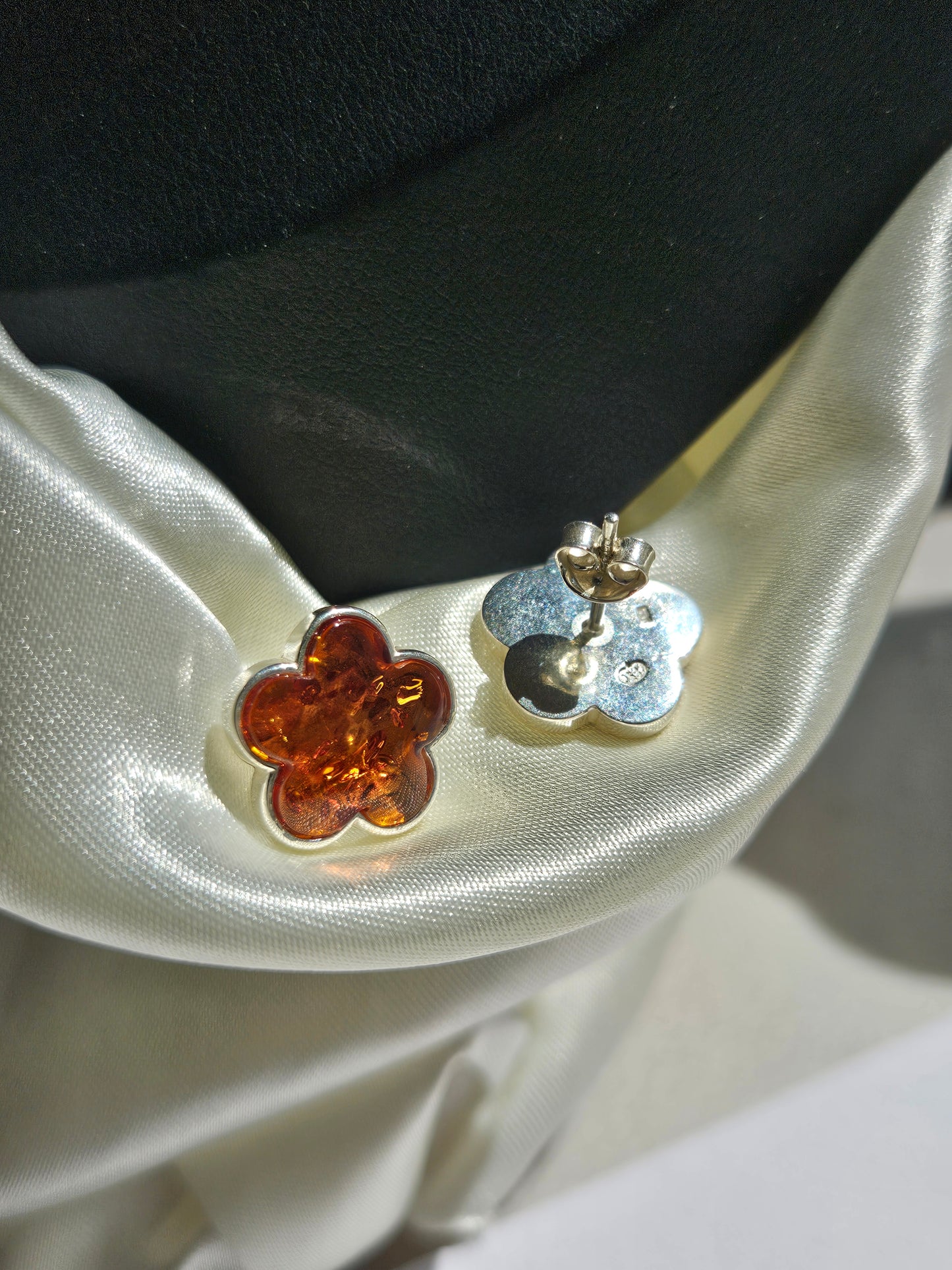 Natural Huapo Earring Silver Plated Flower