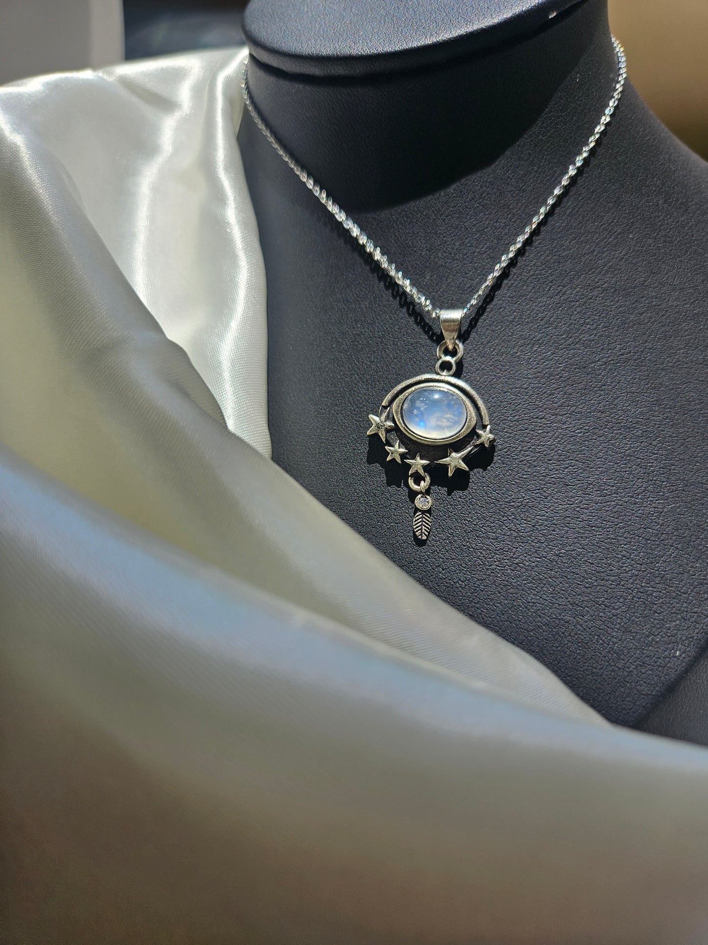 Natural Moonstone Eye Shape Necklace Silver Plated