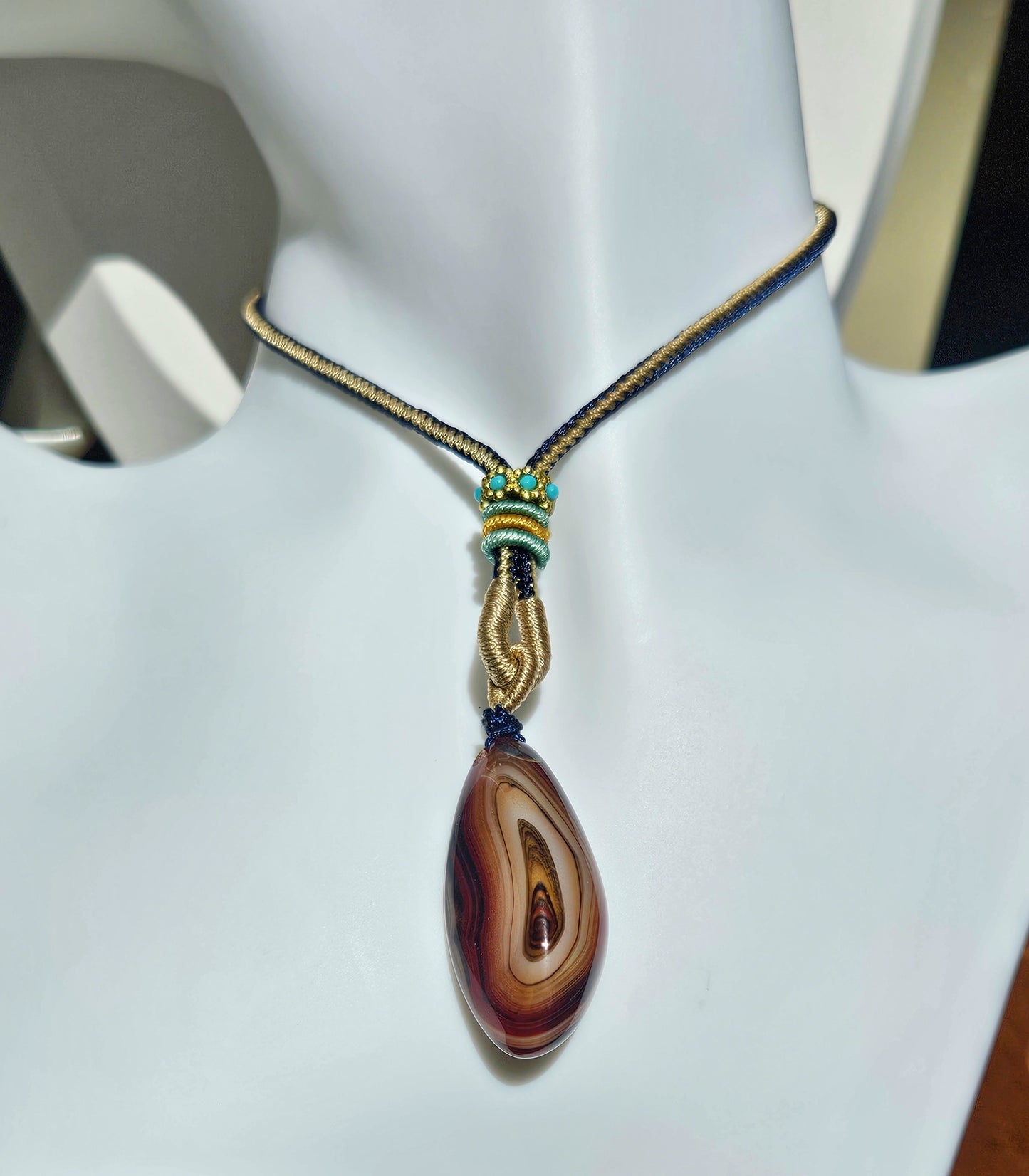 Natural agate double-sided different natural texture vintage pendant necklace