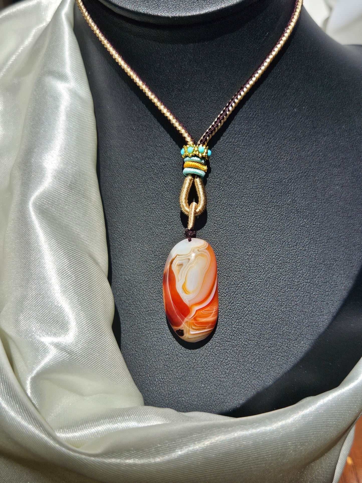 Natural agate double-sided different natural texture unique vintage pendant necklace