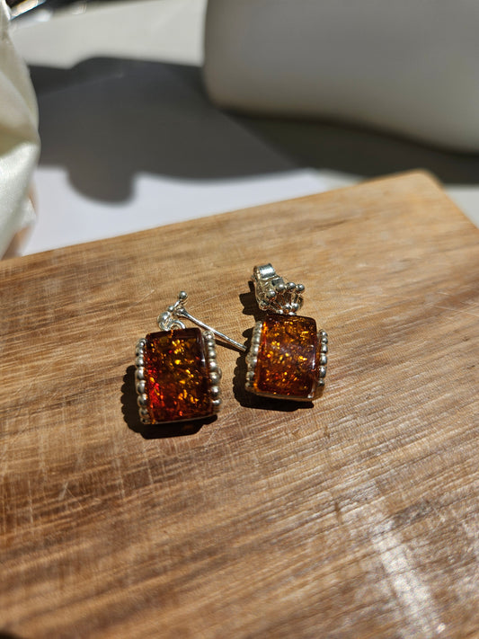 Natural Huapo Earring Curved Rectangle Shaped