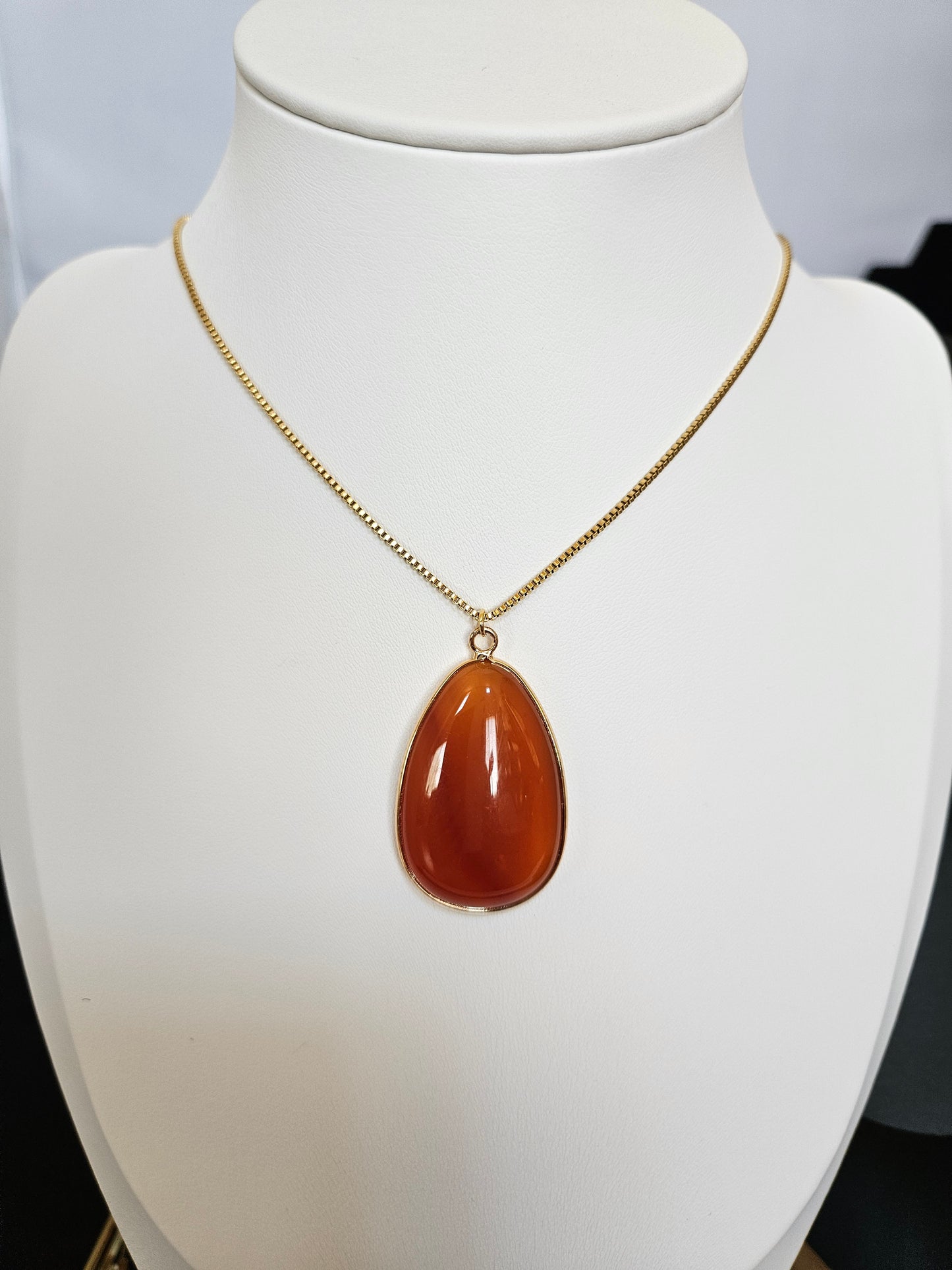 Vintage Teardrop Agate Pendant Gold-plated Adjustable Necklace