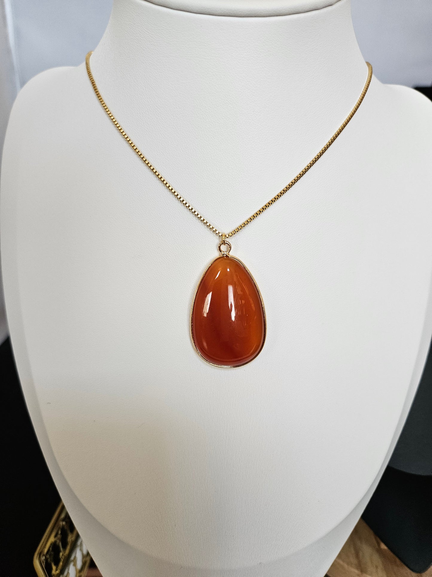 Vintage Teardrop Agate Pendant Gold-plated Adjustable Necklace