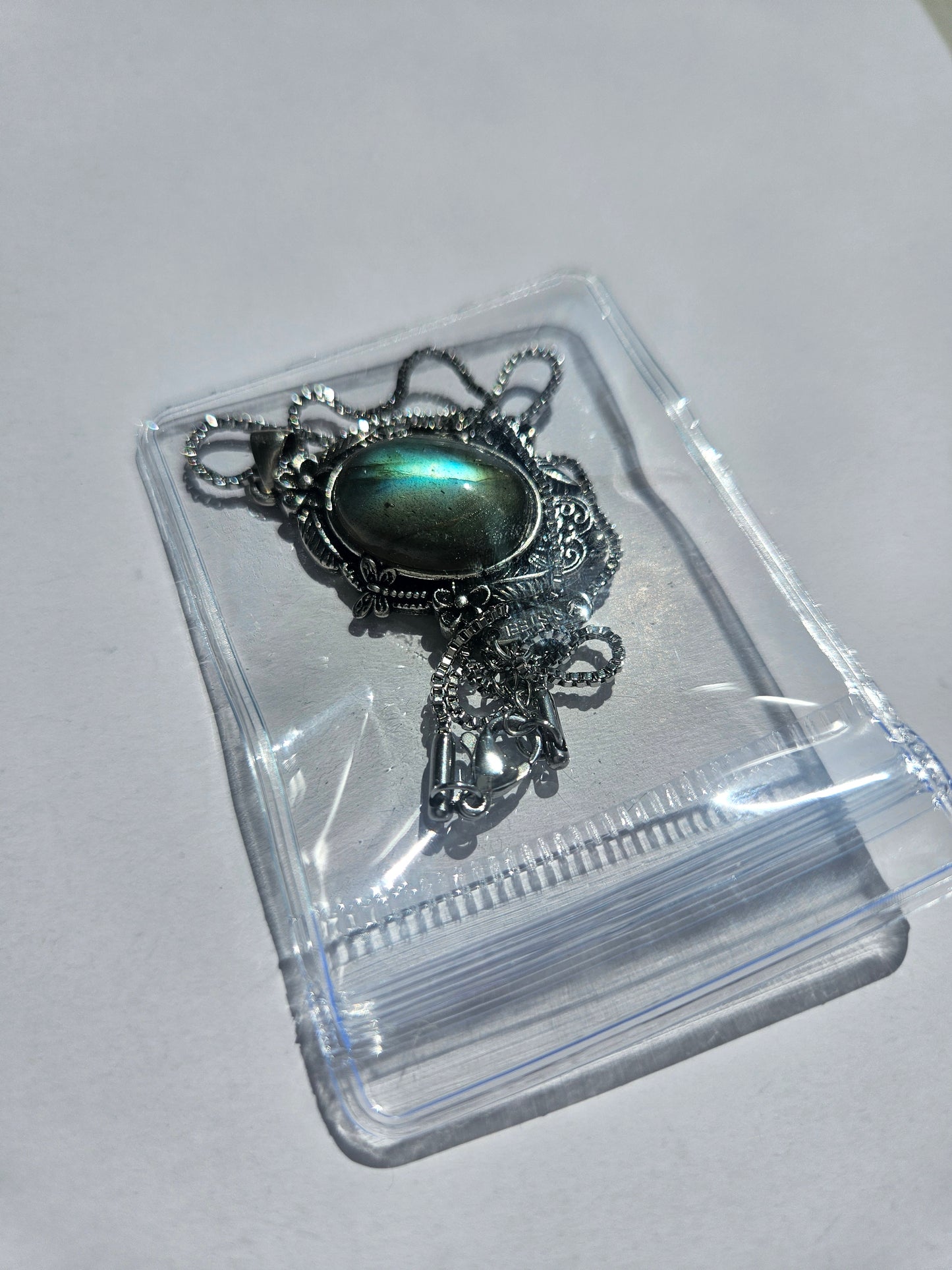 Natural Agate Oval Necklace Silver Plated