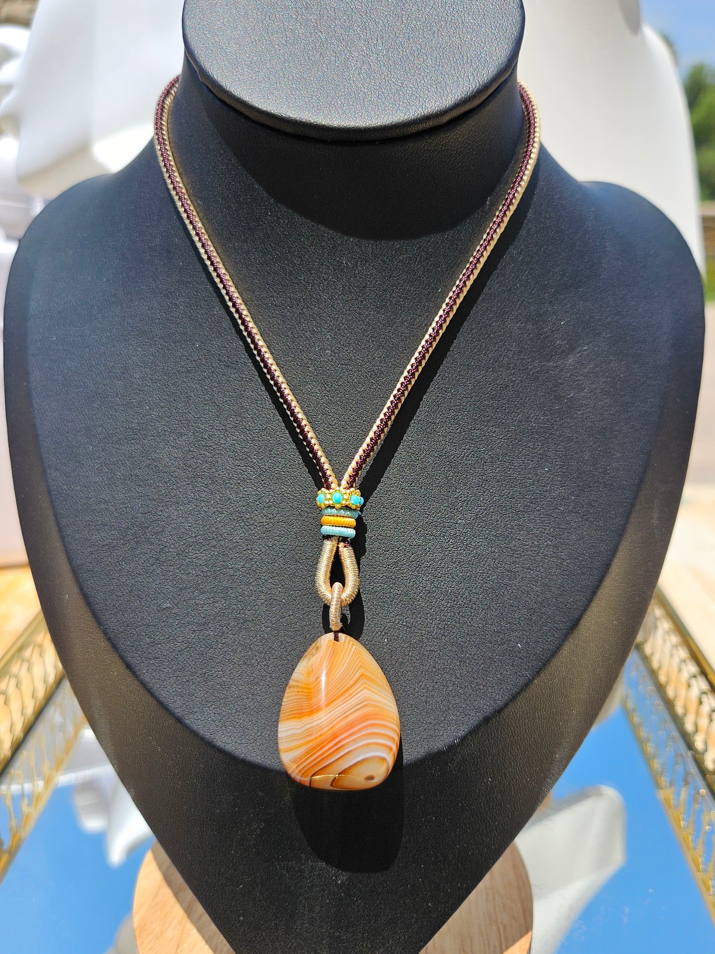 Natural agate pendant necklace with natural different textures on both sides