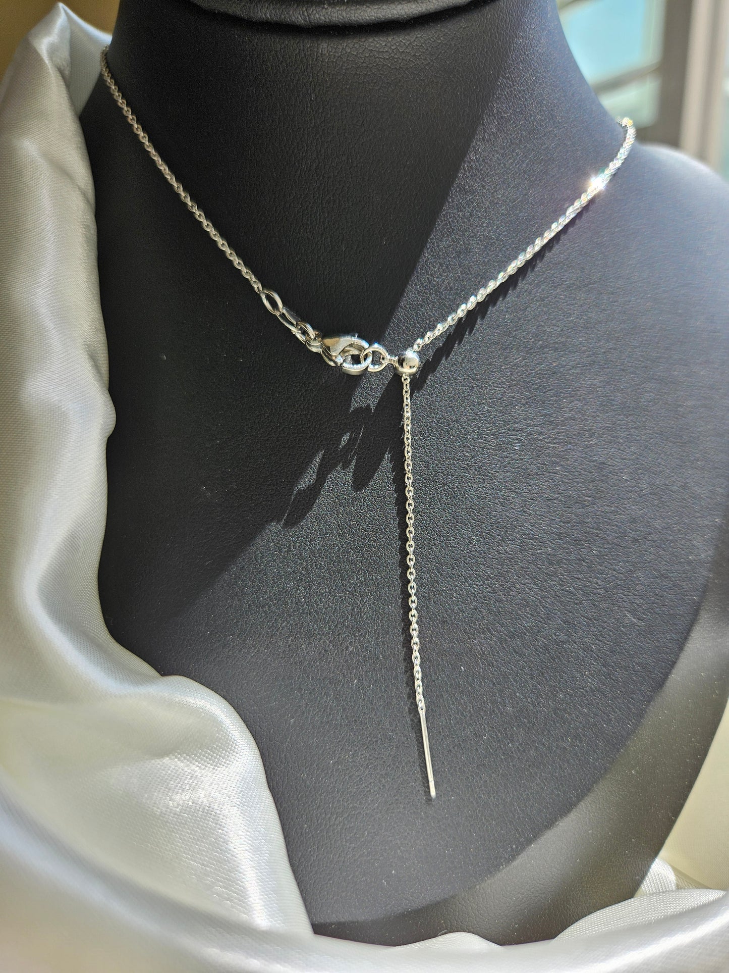 Natural Fluorite Bean Pod Shaped Necklace Silver Plated