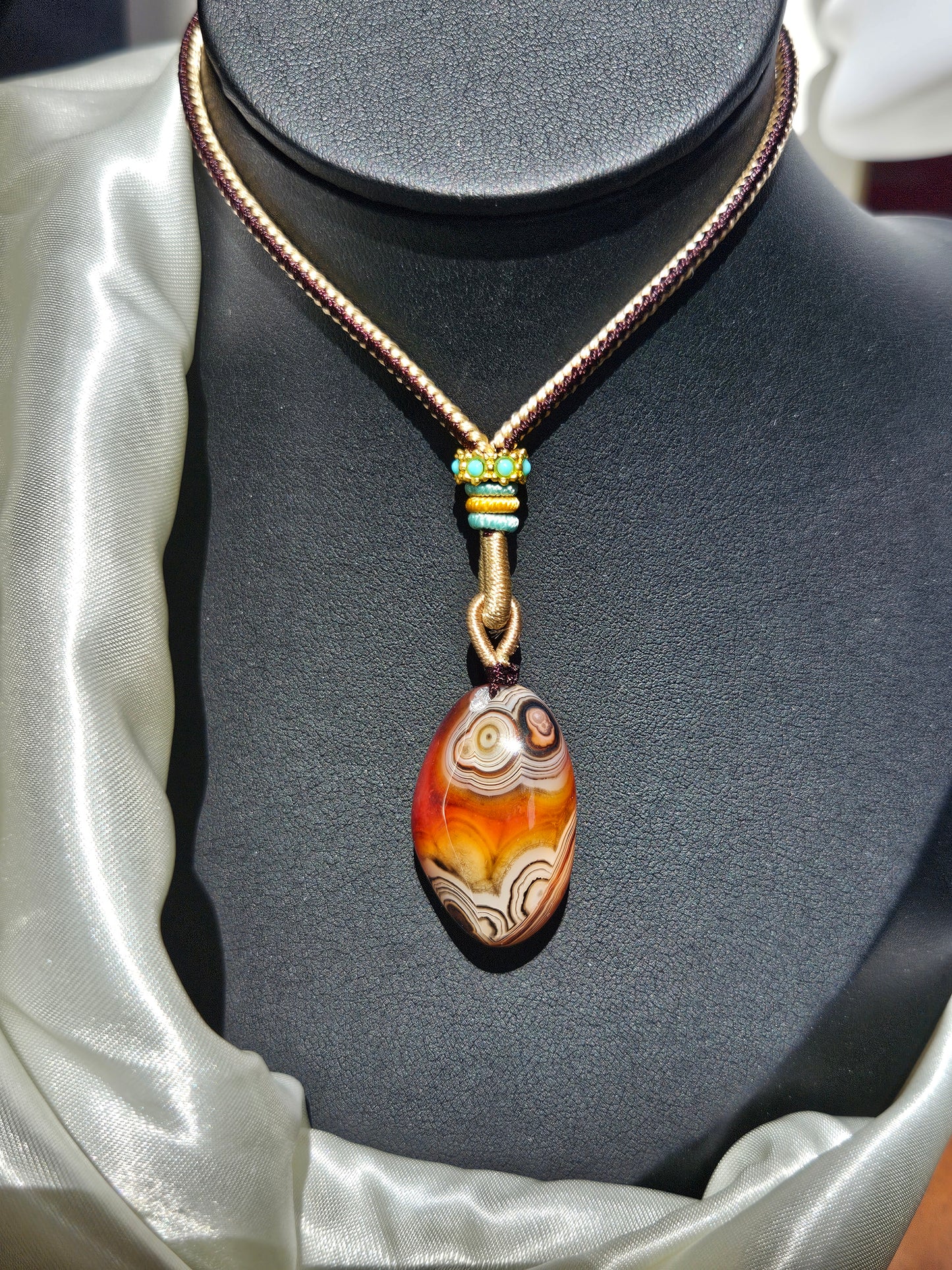 Natural agate double-sided different natural texture unique vintage pendant necklace