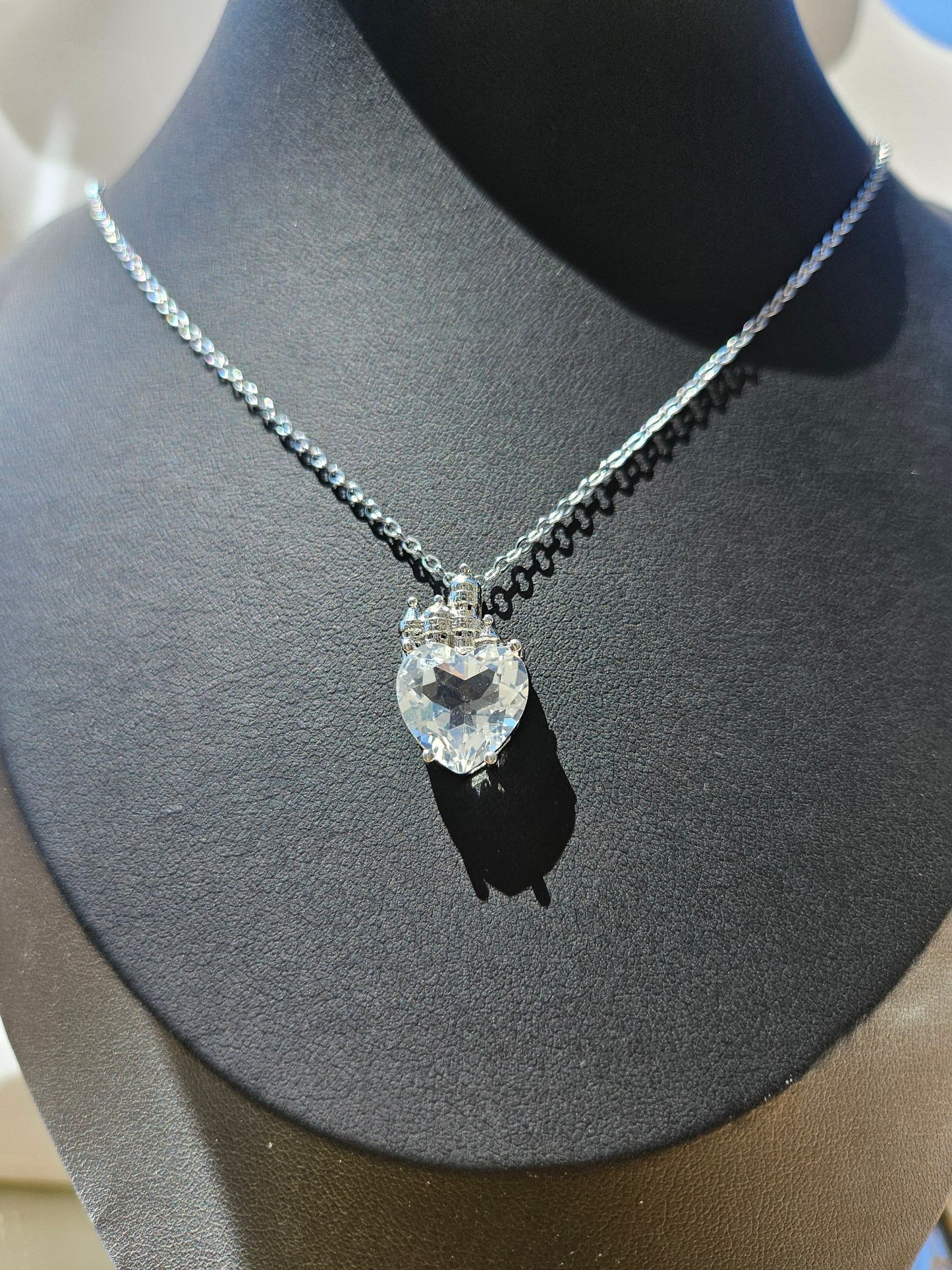 Natural Cut White Quartz Heart Shaped Necklace Silver Plated