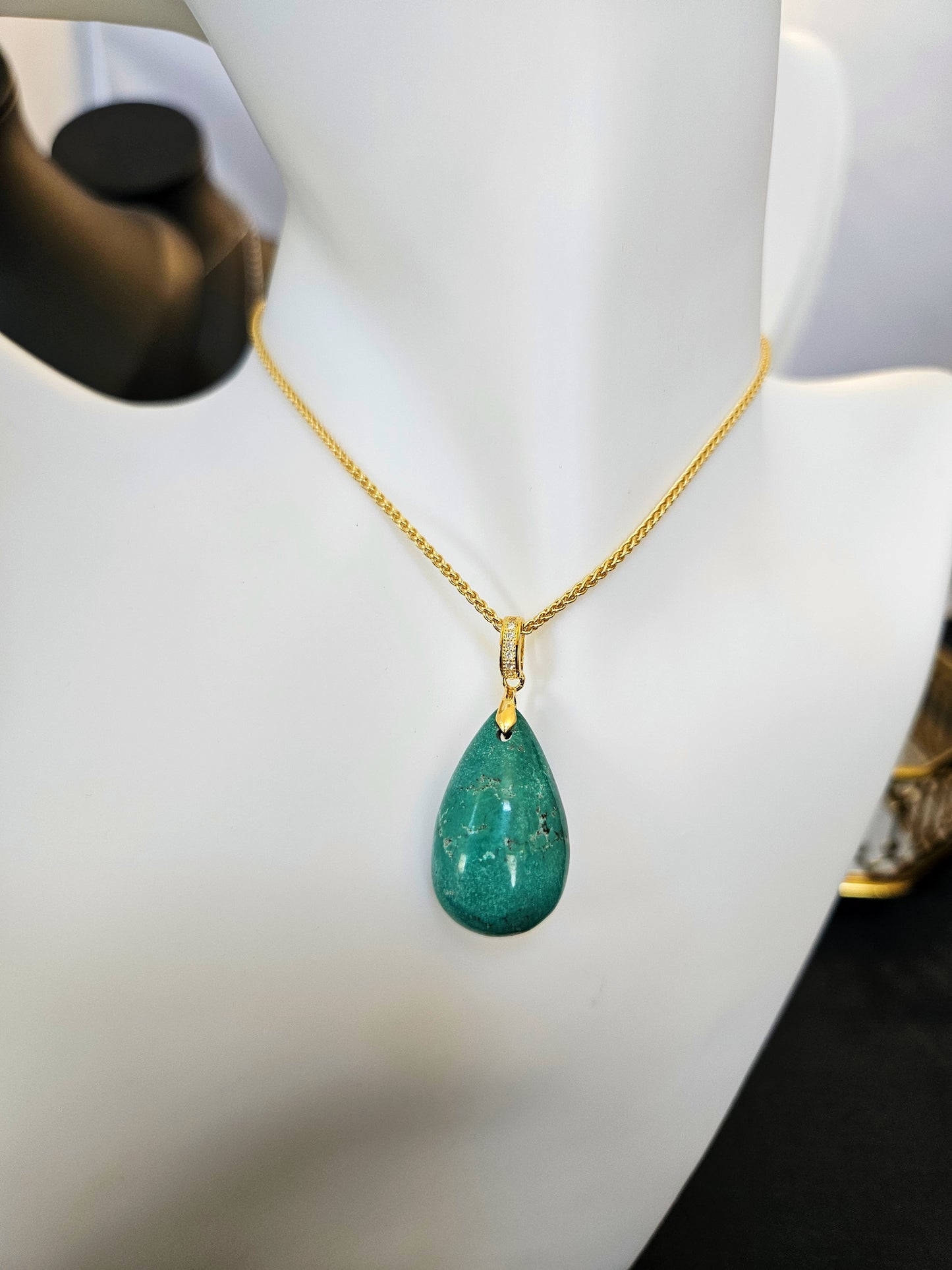 Natural Turquoise Vintage Teardrop Pendant Necklace