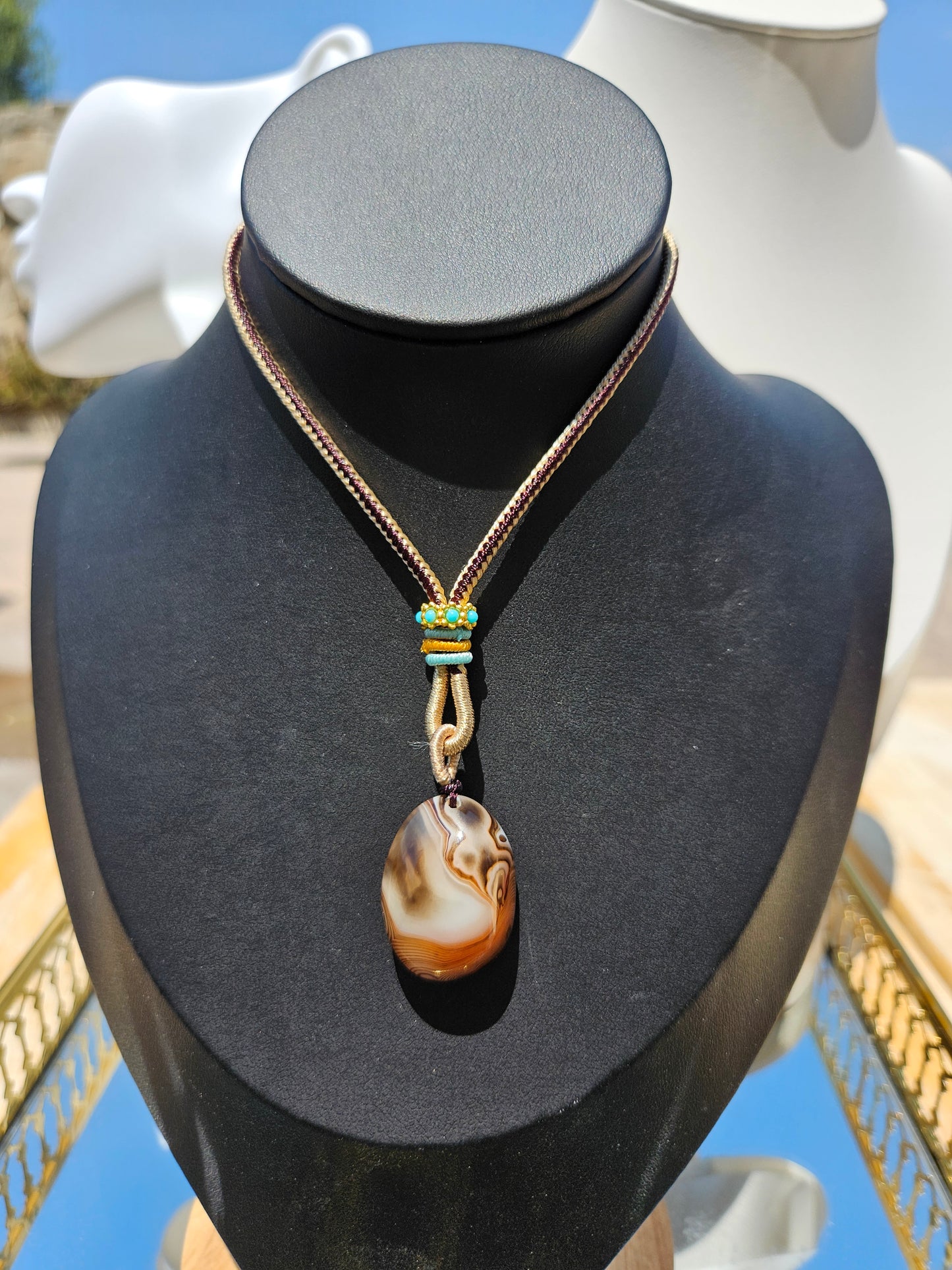 Natural double-sided agate pendant necklace with different textures