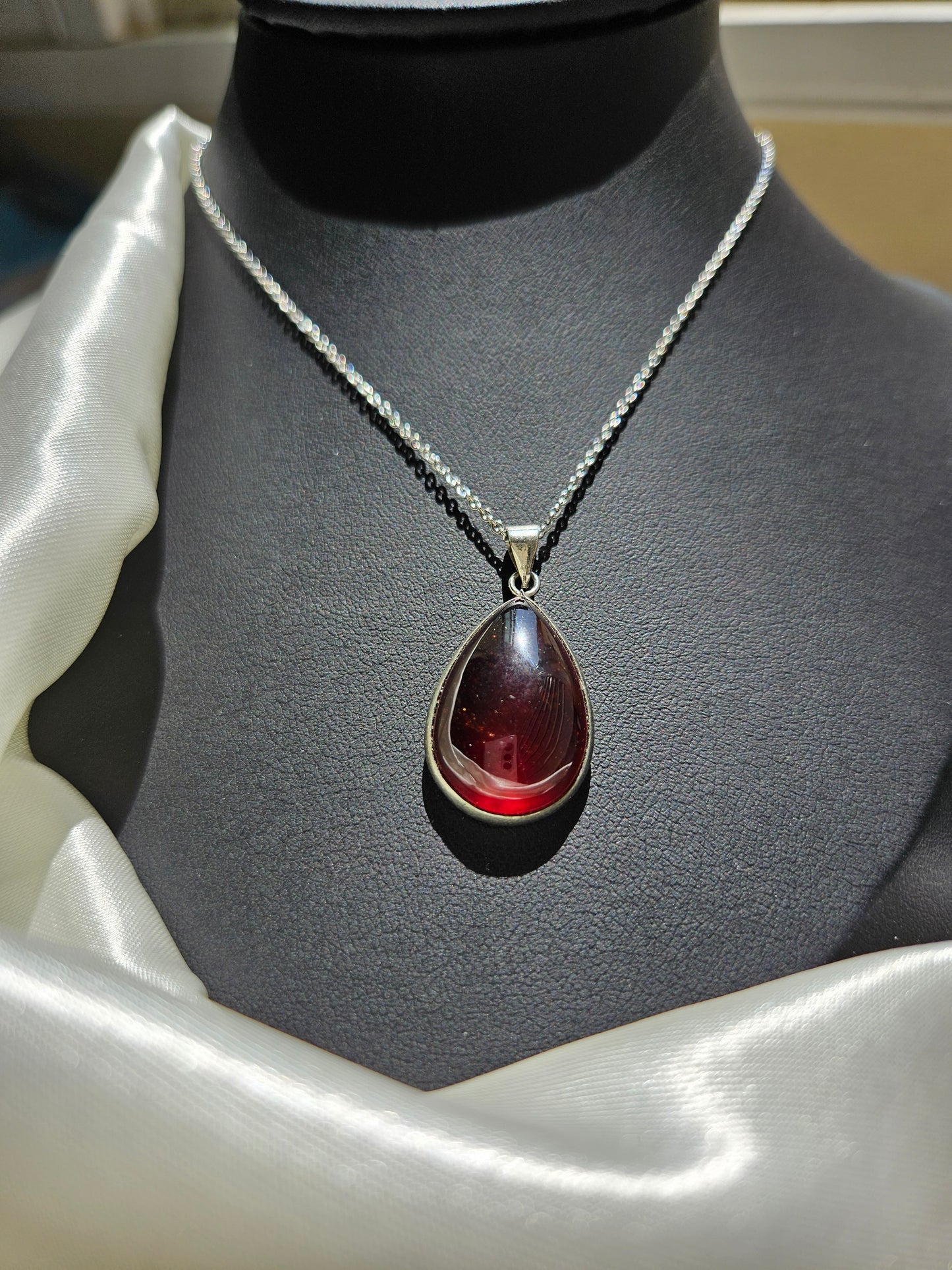 Natural Red Garnet Water Drop Shape Necklace Silver Plated