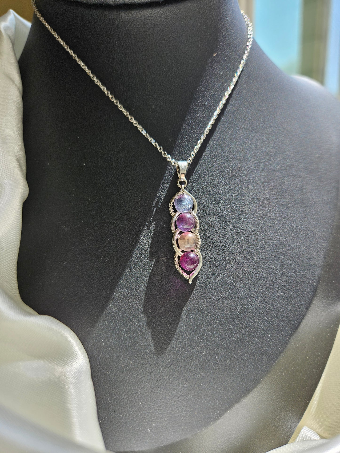 Natural Fluorite Bean Pod Shaped Necklace Silver Plated