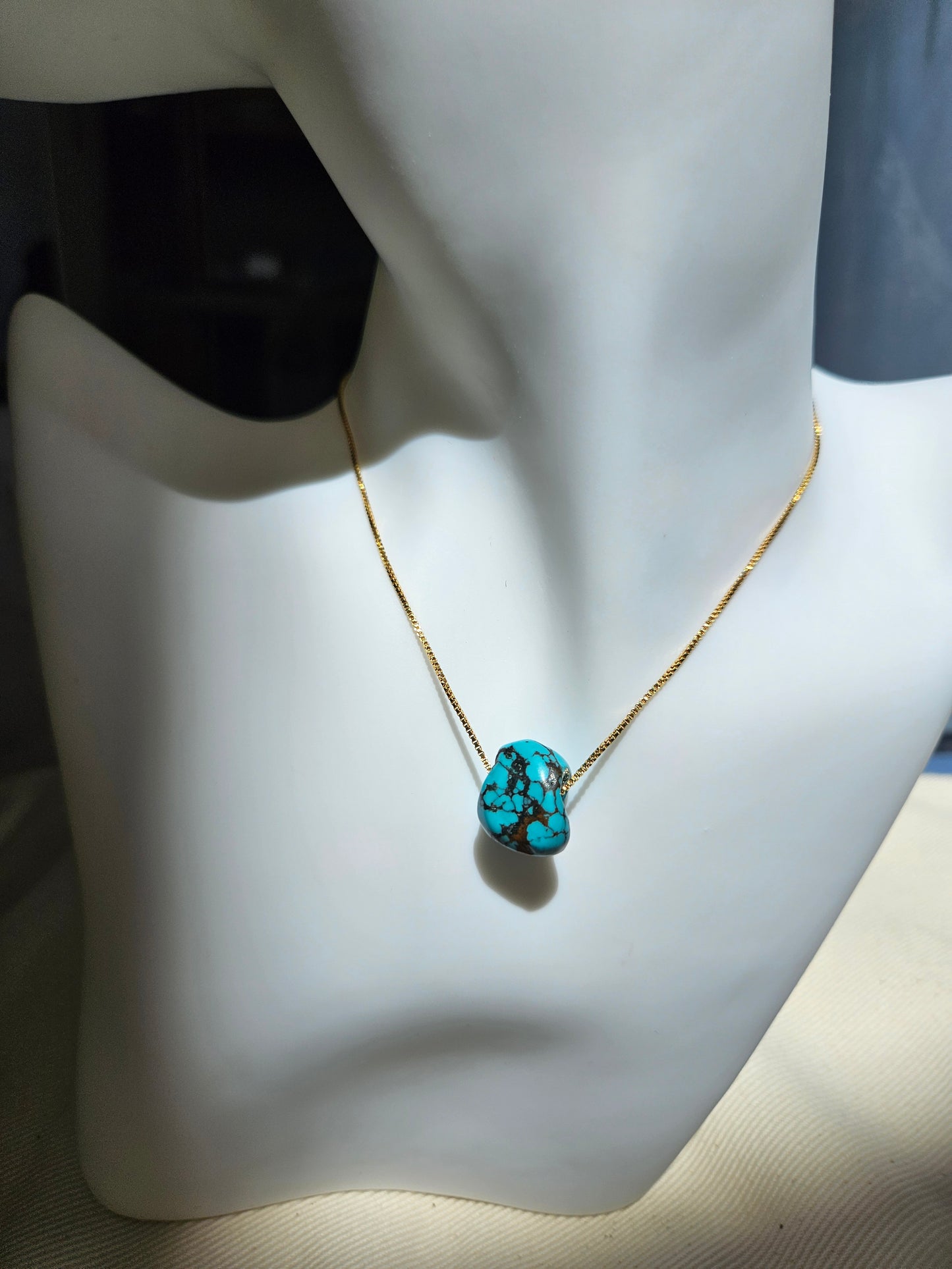 Natural Turquoise Natural Texture Shape Vintage Pendant Necklace