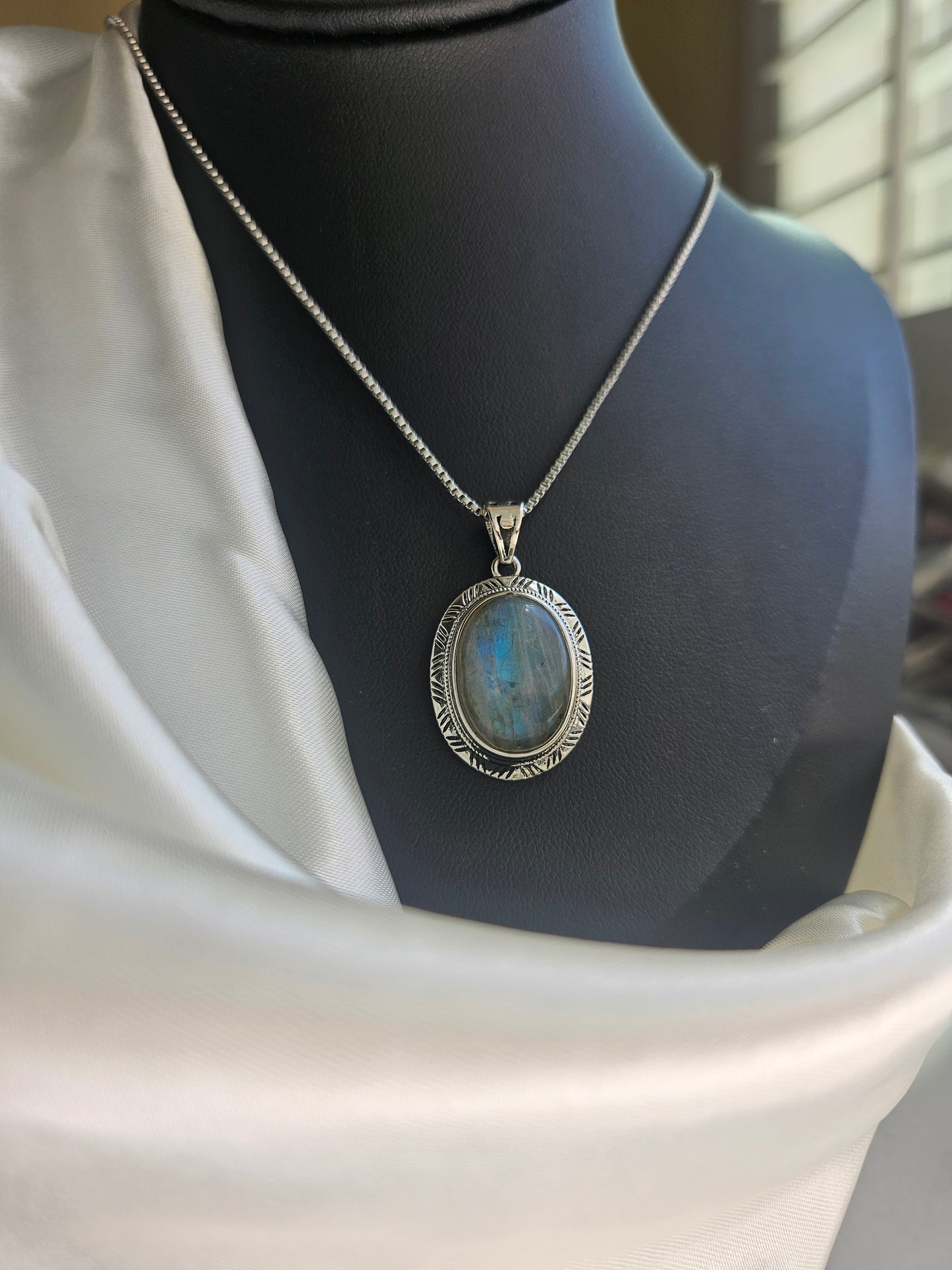 Natural Moonstone Oval Necklace Silver Plated