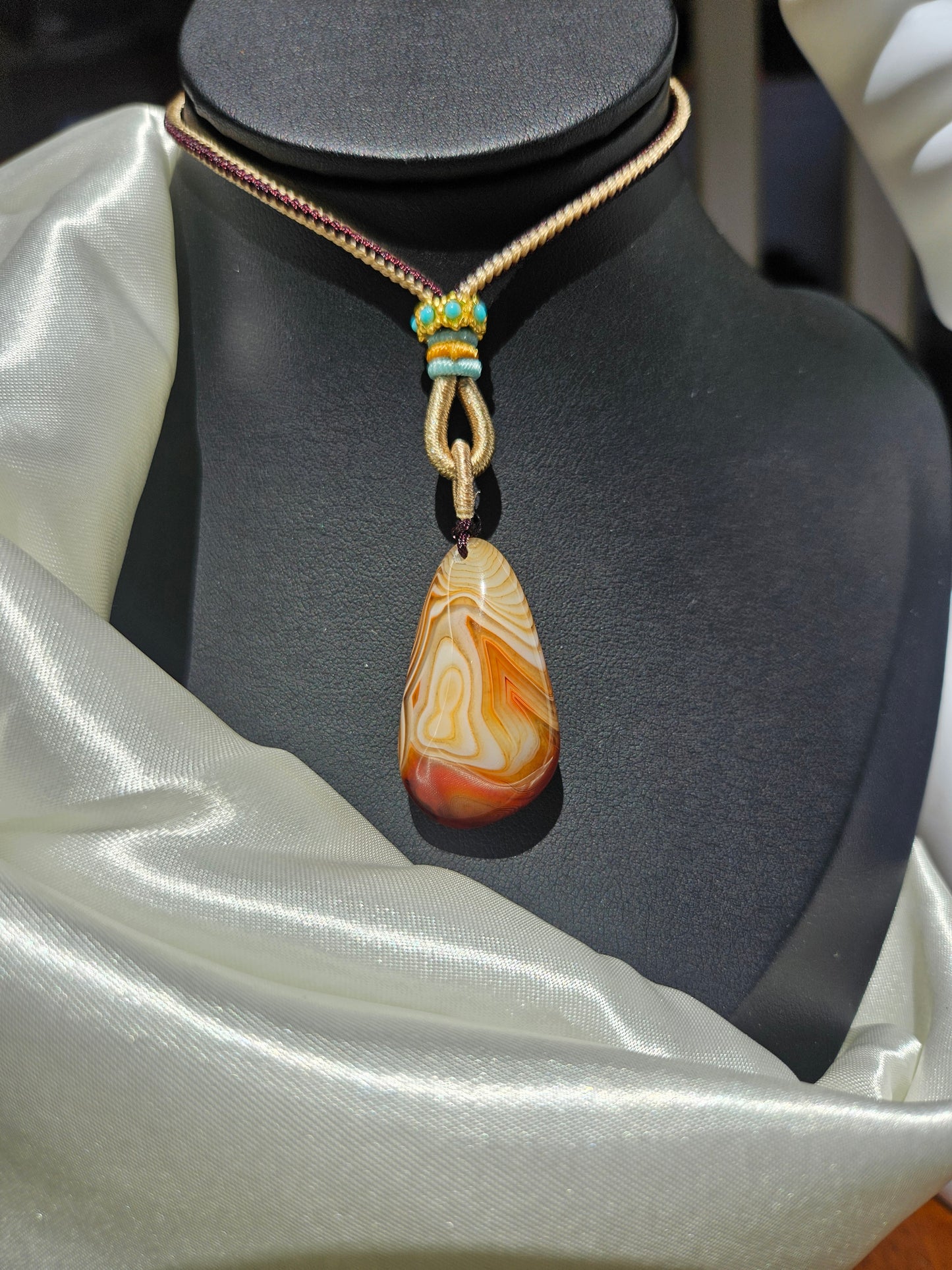 Natural agate double-sided different natural texture vintage pendant necklace