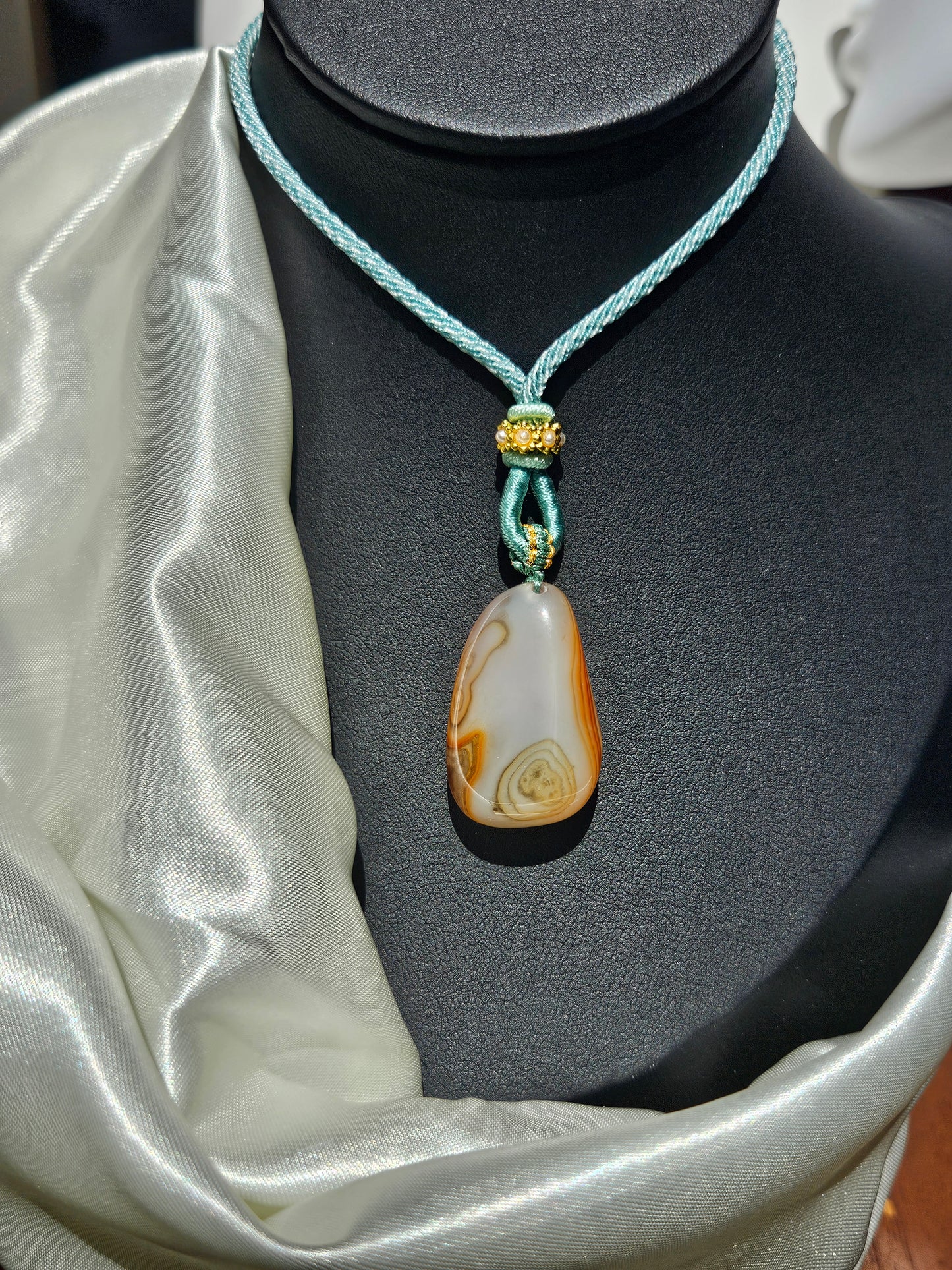 Natural agate double-sided different natural texture unique vintage pendant necklace