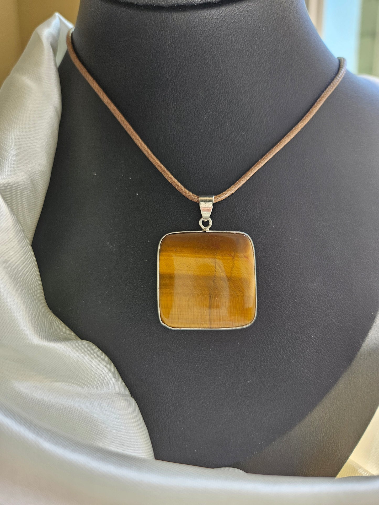 Natural Square Tiger Eye Stone Pendant Necklace