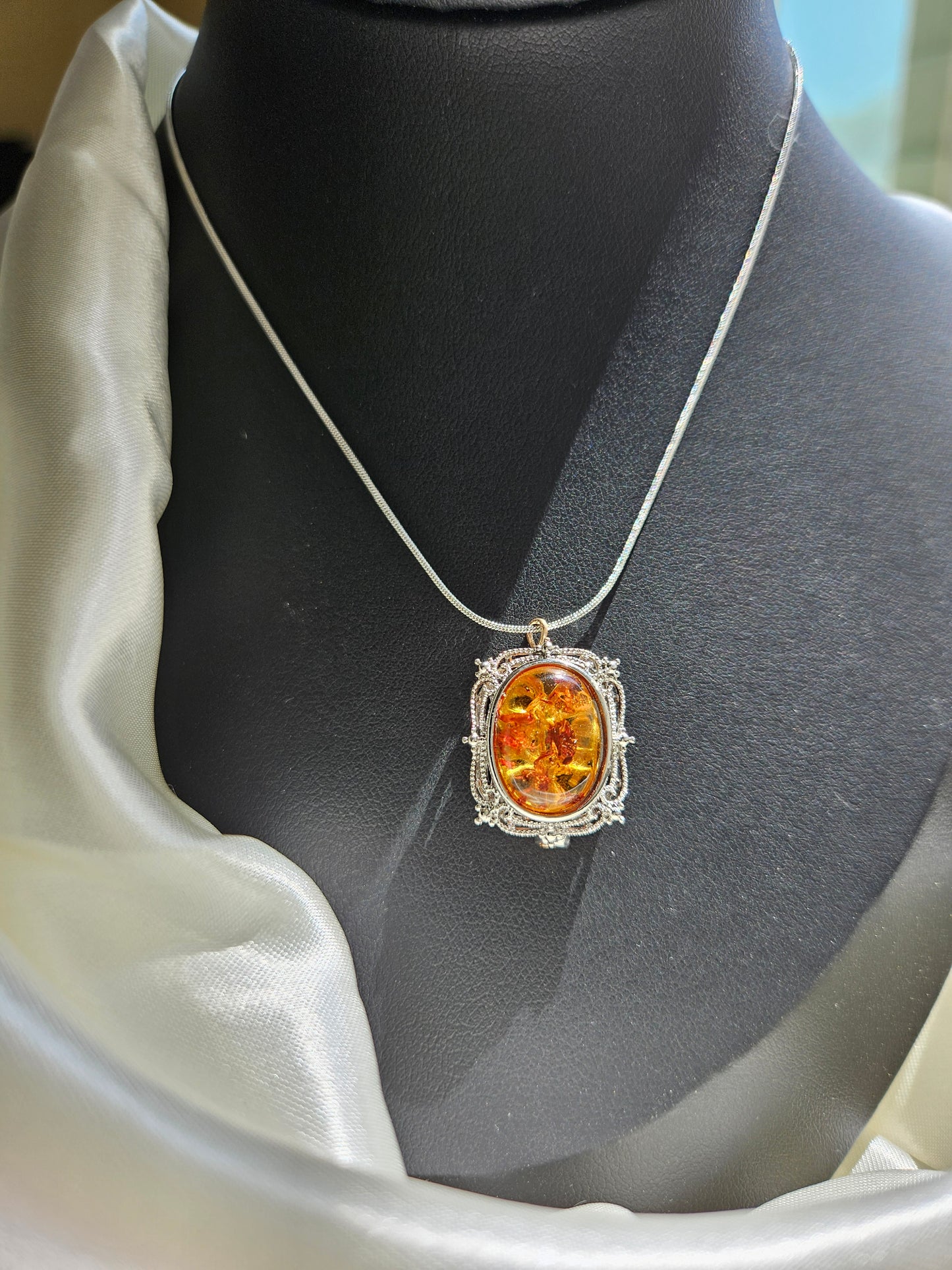 Natural Amber Pendant Necklace