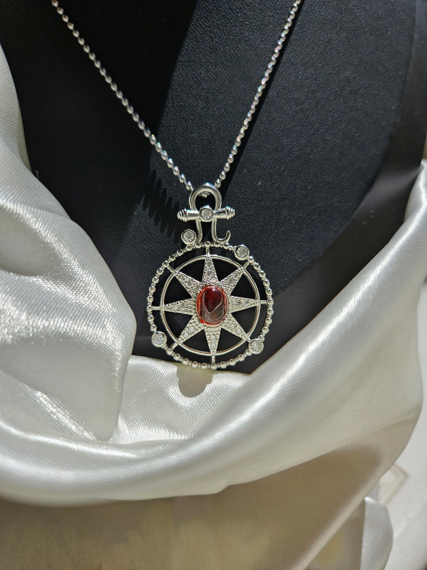 Natural Red Garnet Star Shape Necklace Silver Plated