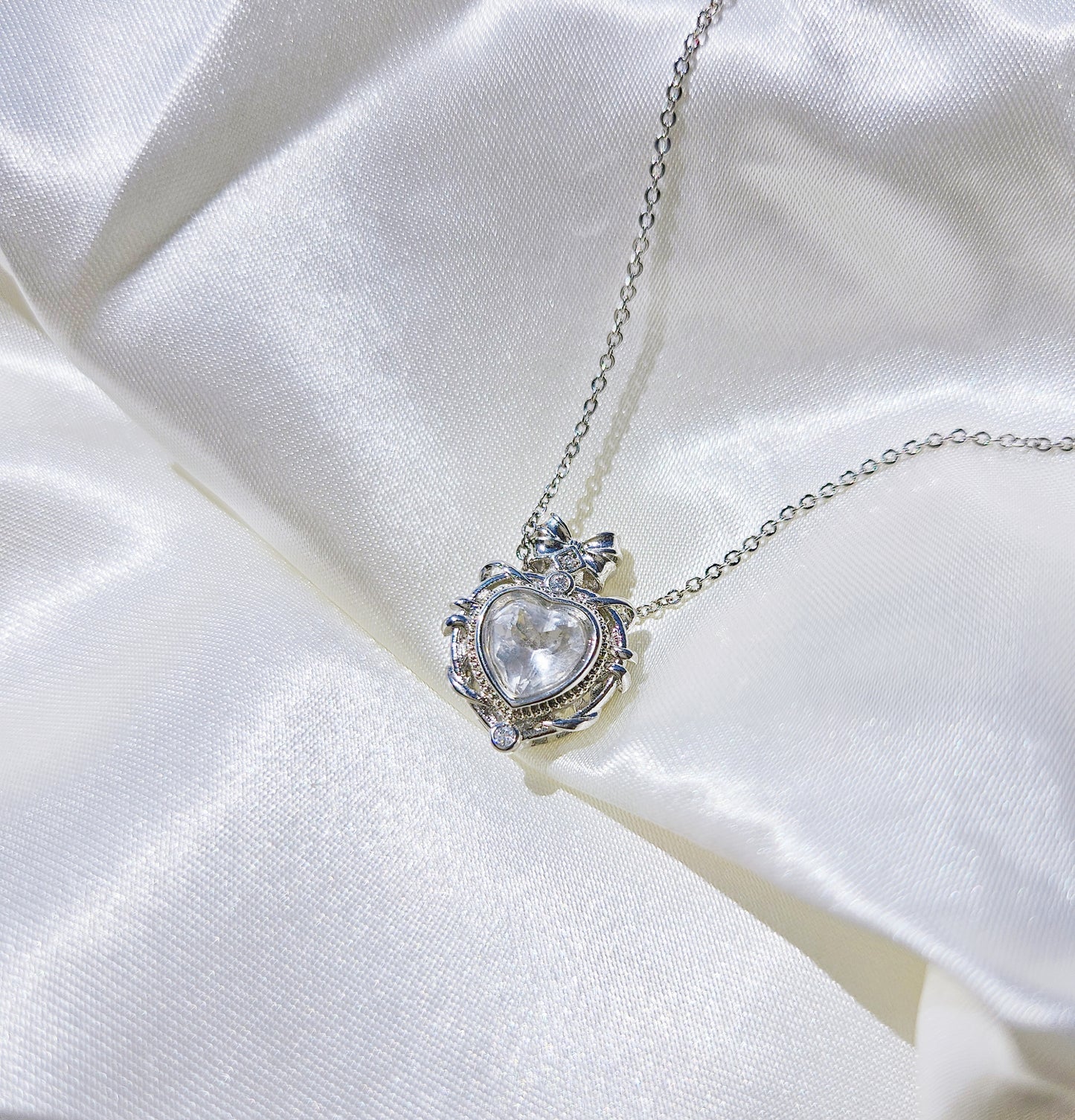 Natural White Quartz Heart Shaped Necklace Silver Plated